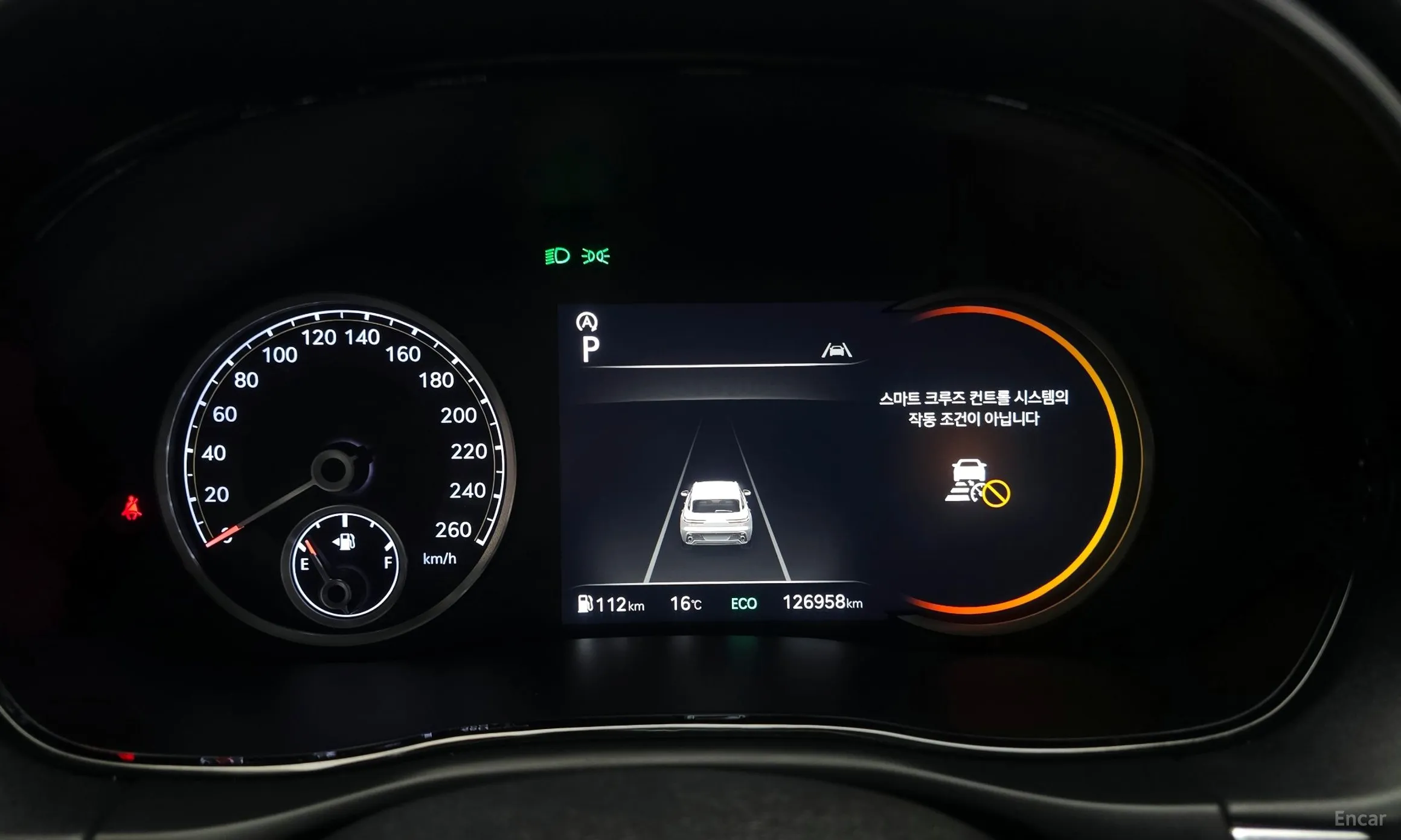 Genesis GV70 превью 8