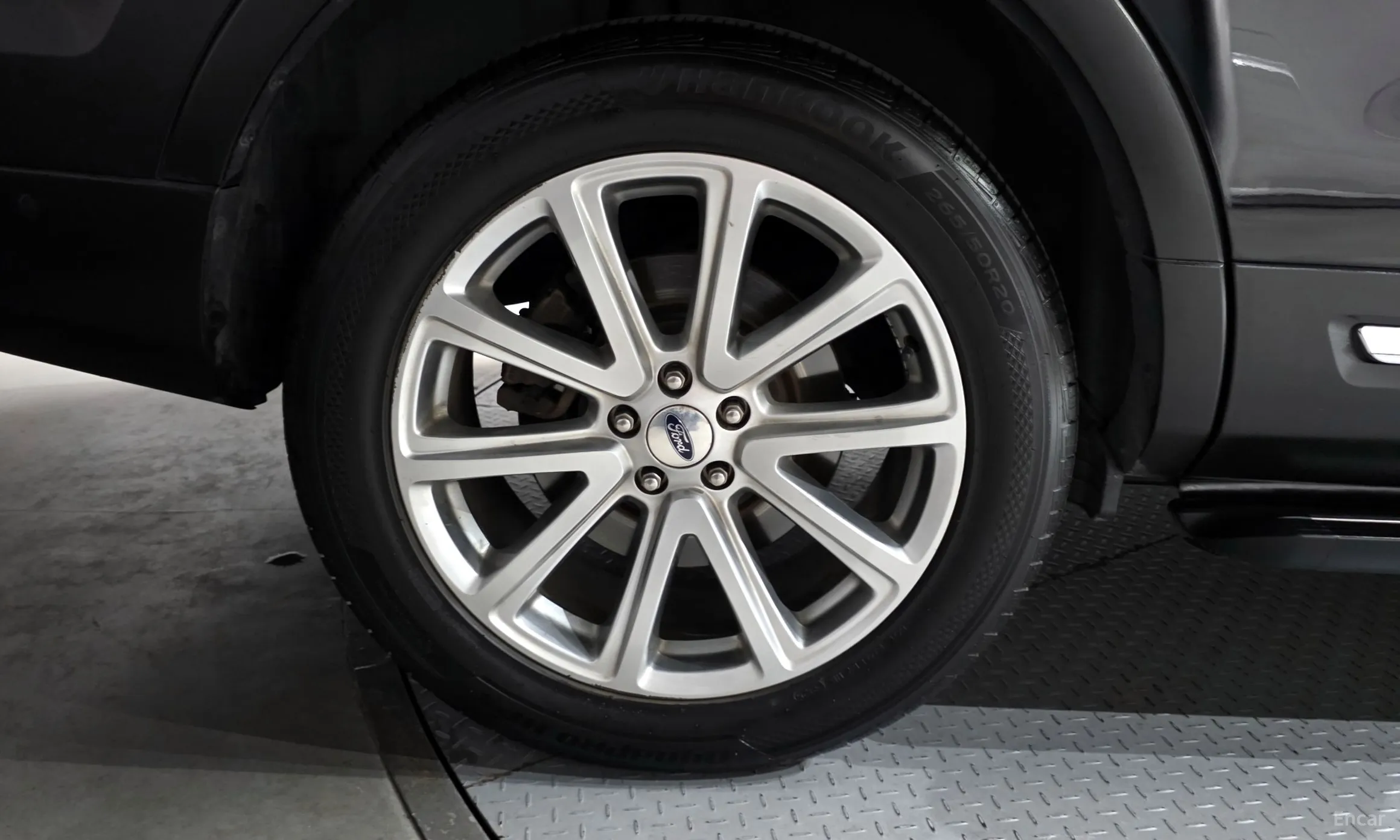 Ford Explorer превью 5