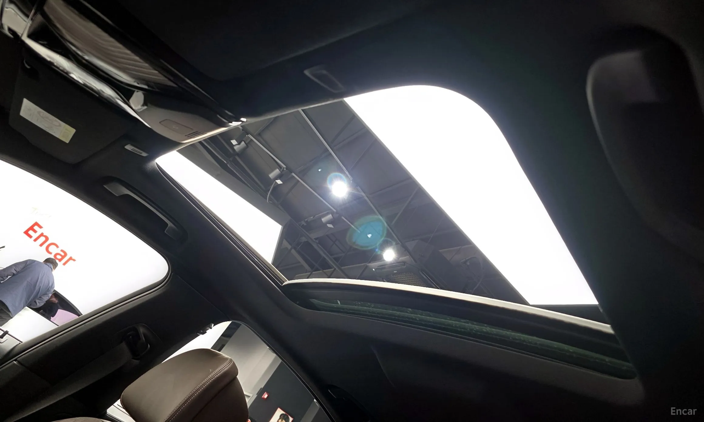 BMW 5 Series (G30) превью 18