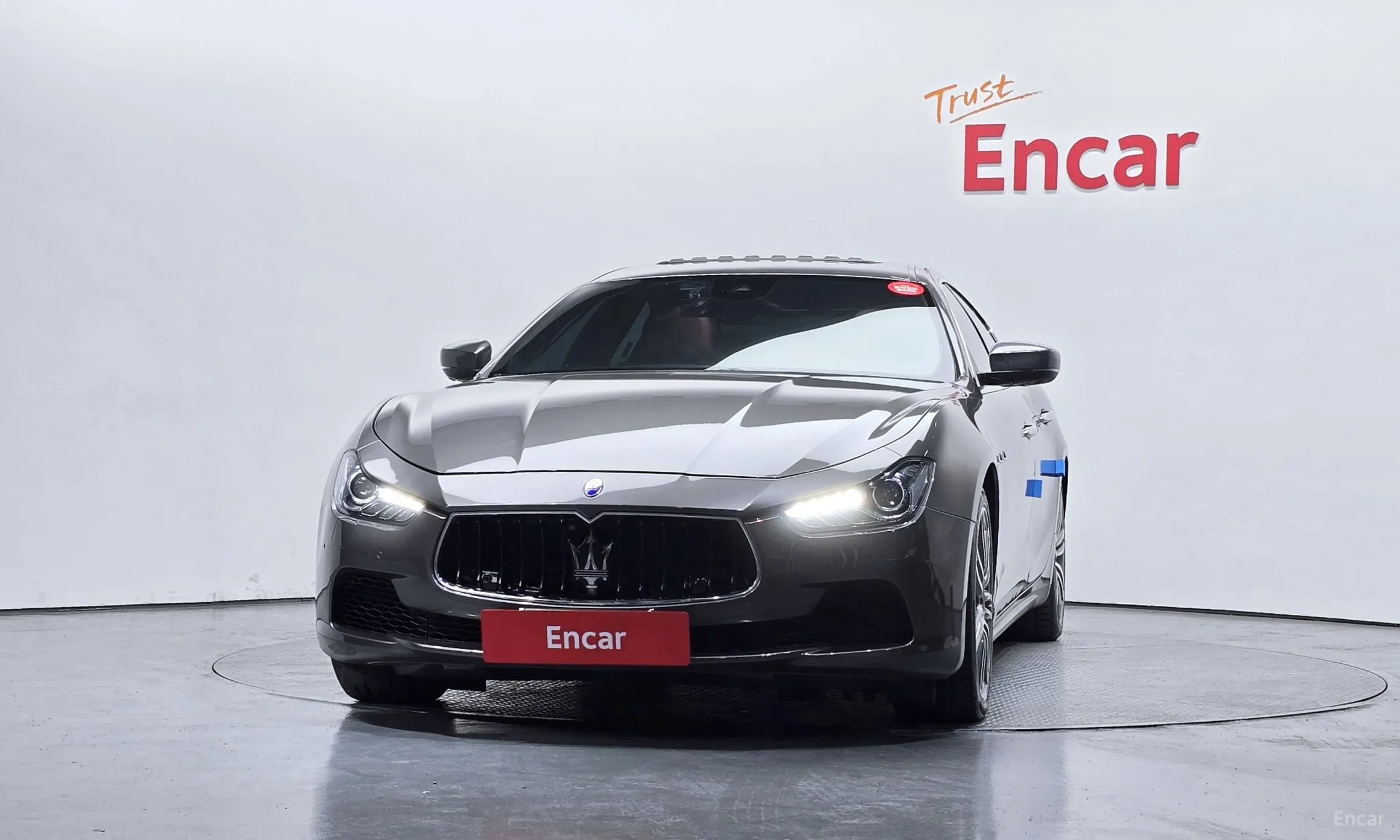 Maserati Ghibli превью 3