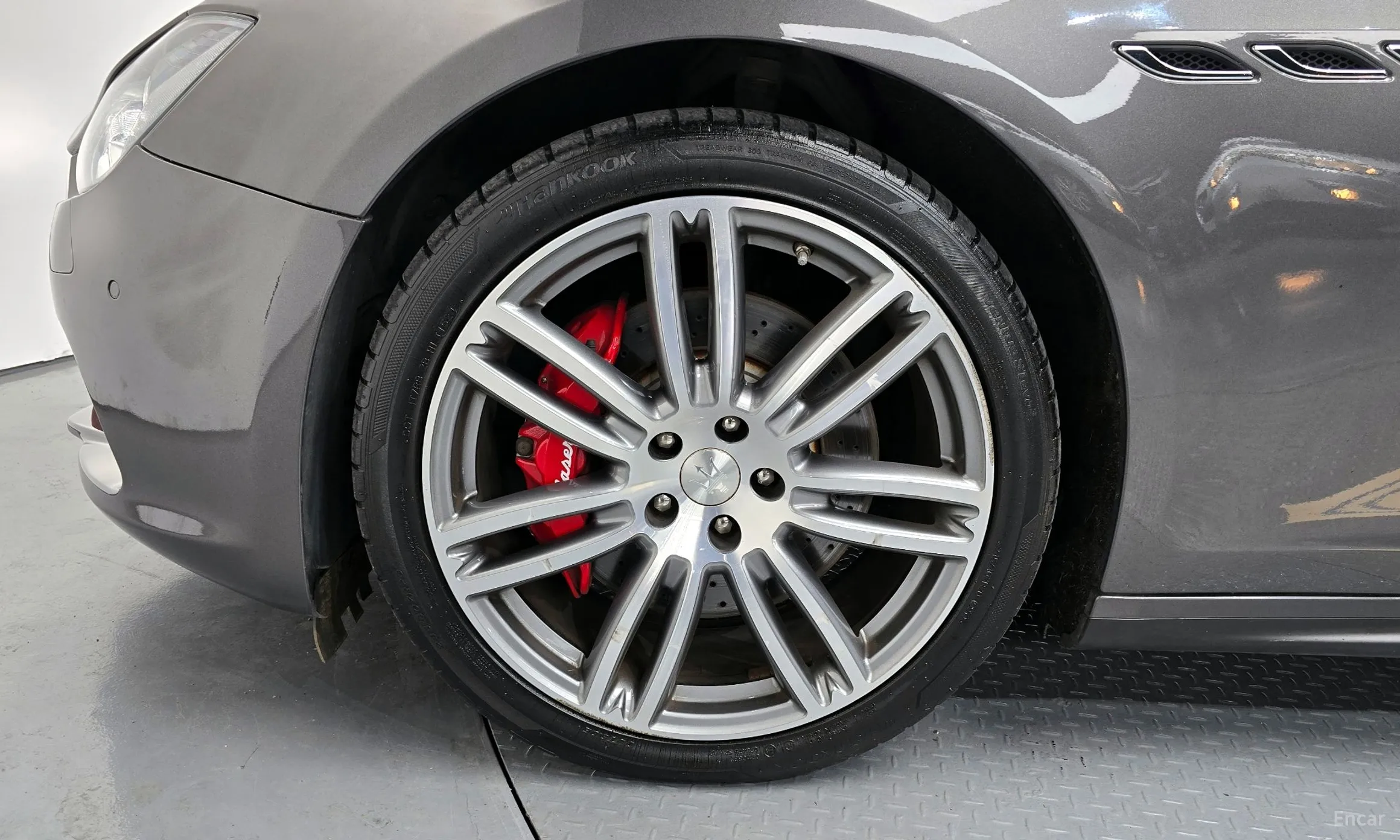 Maserati Ghibli превью 5