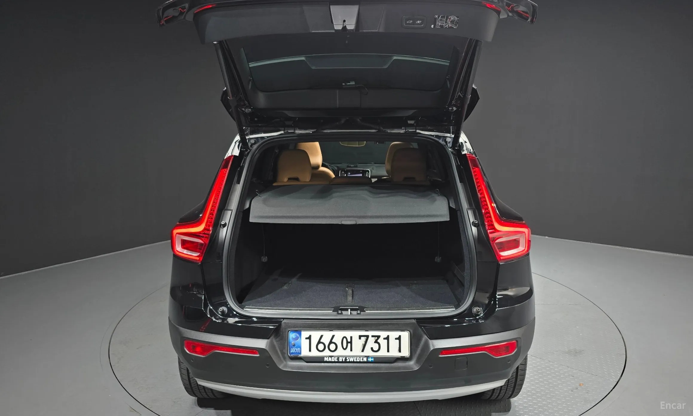 Volvo XC40 превью 20