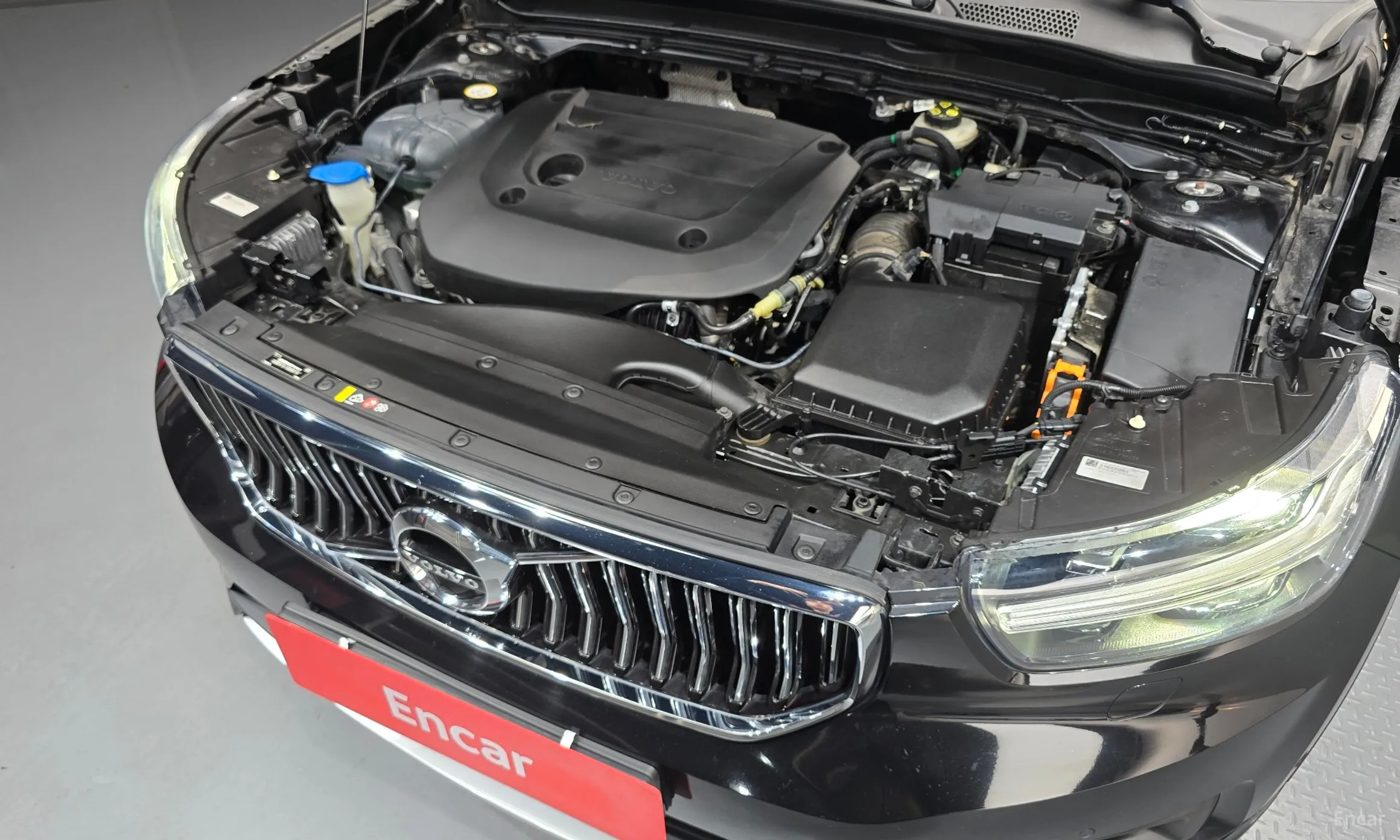 Volvo XC40 превью 6