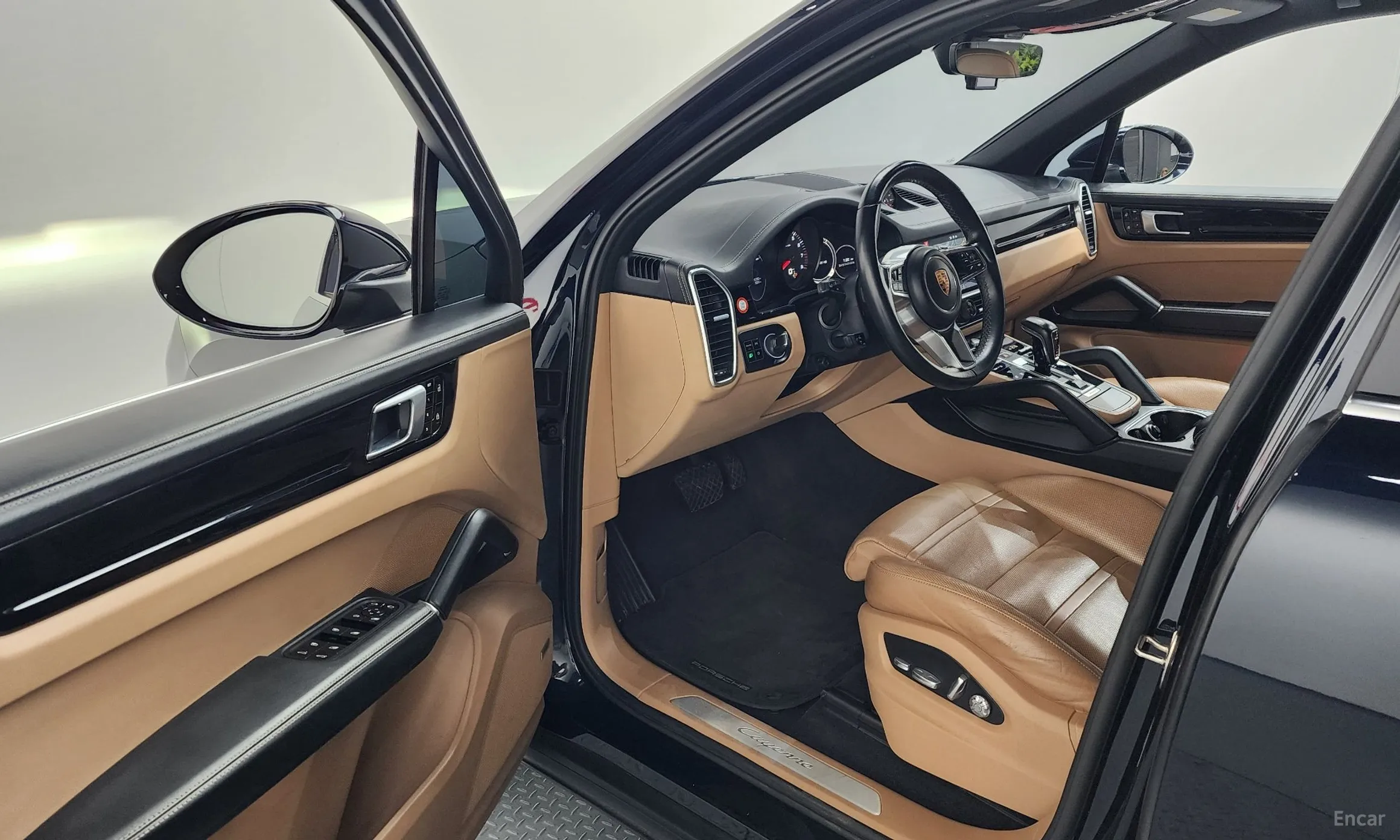 Porsche Cayenne (PO536) превью 10