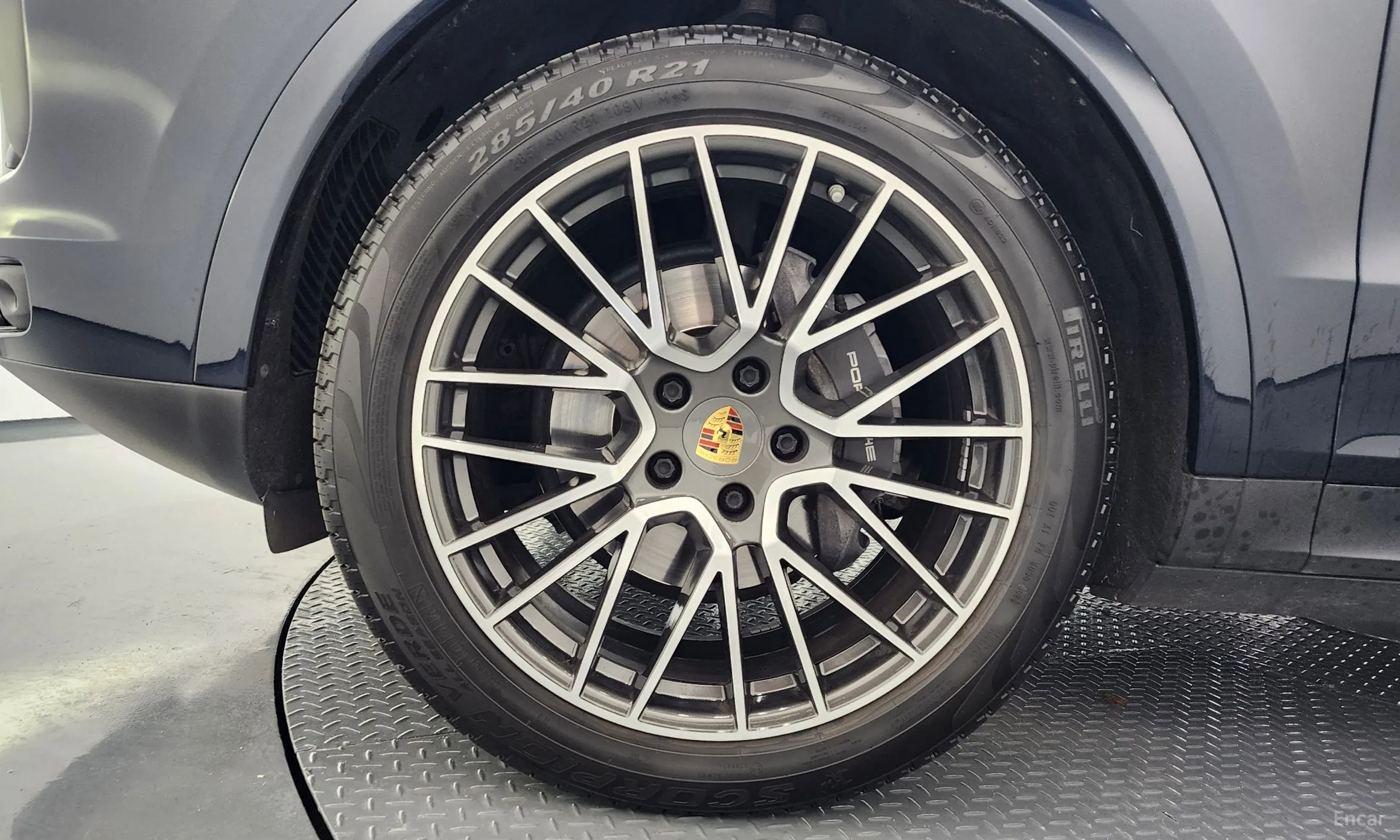 Porsche Cayenne (PO536) превью 5