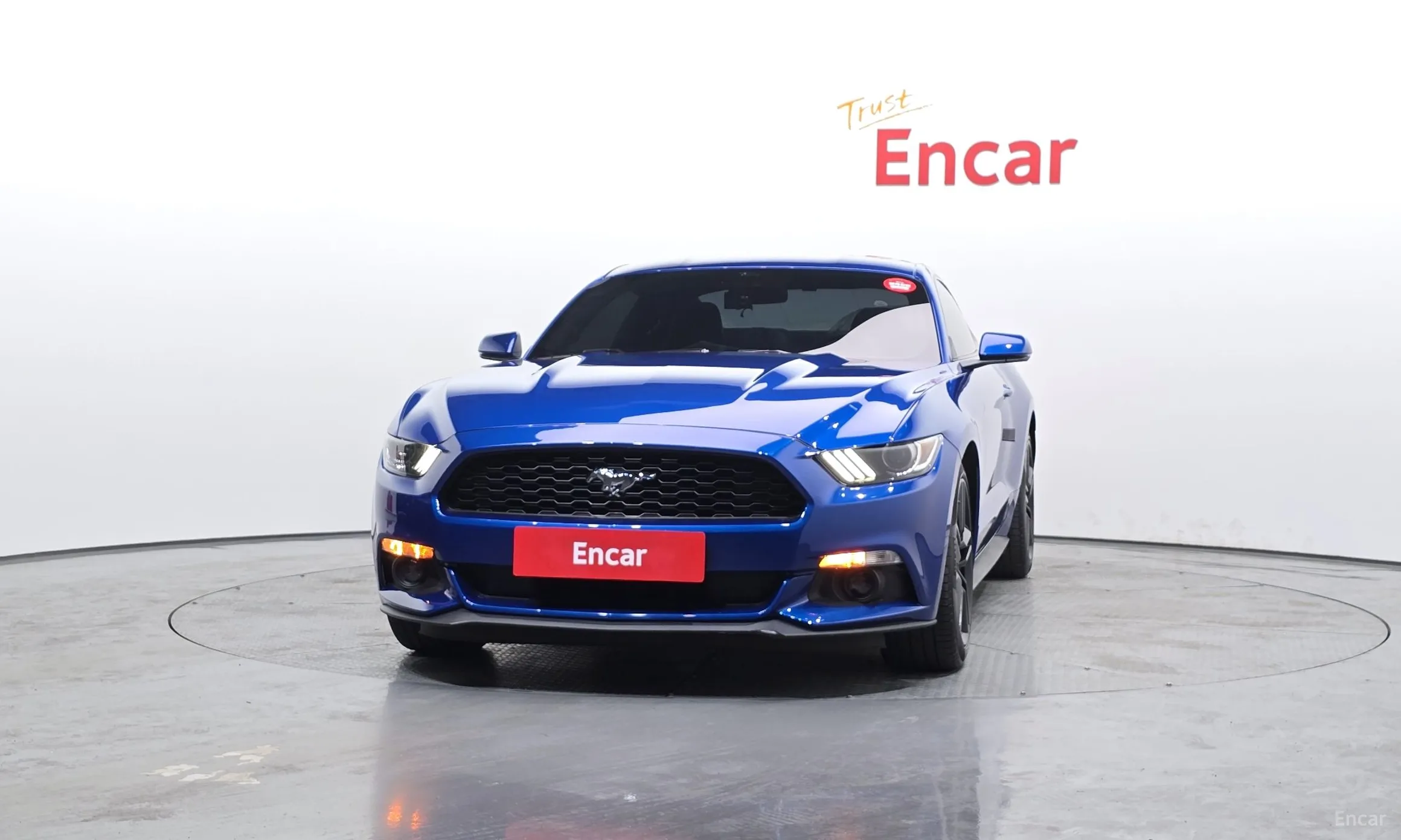 Ford Mustang превью 3
