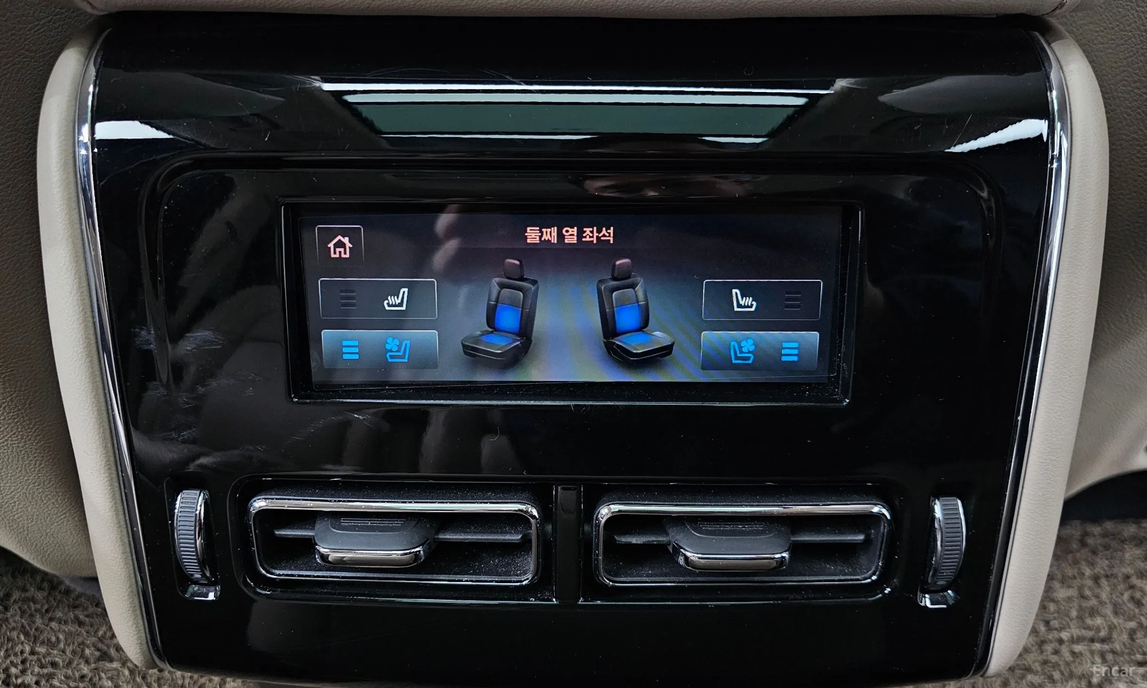 Lincoln Aviator 2nd Generation превью 18