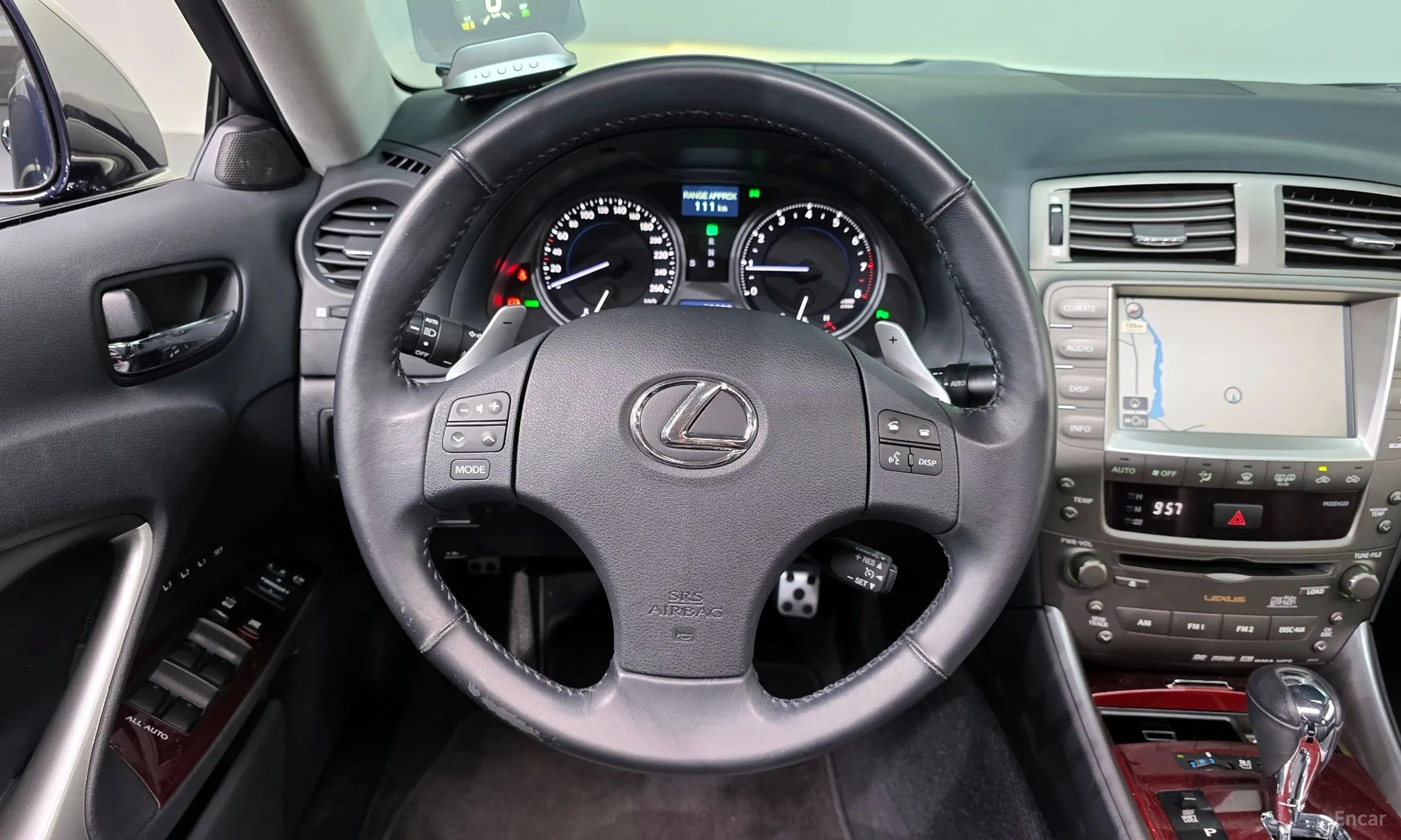 Lexus IS250 превью 13