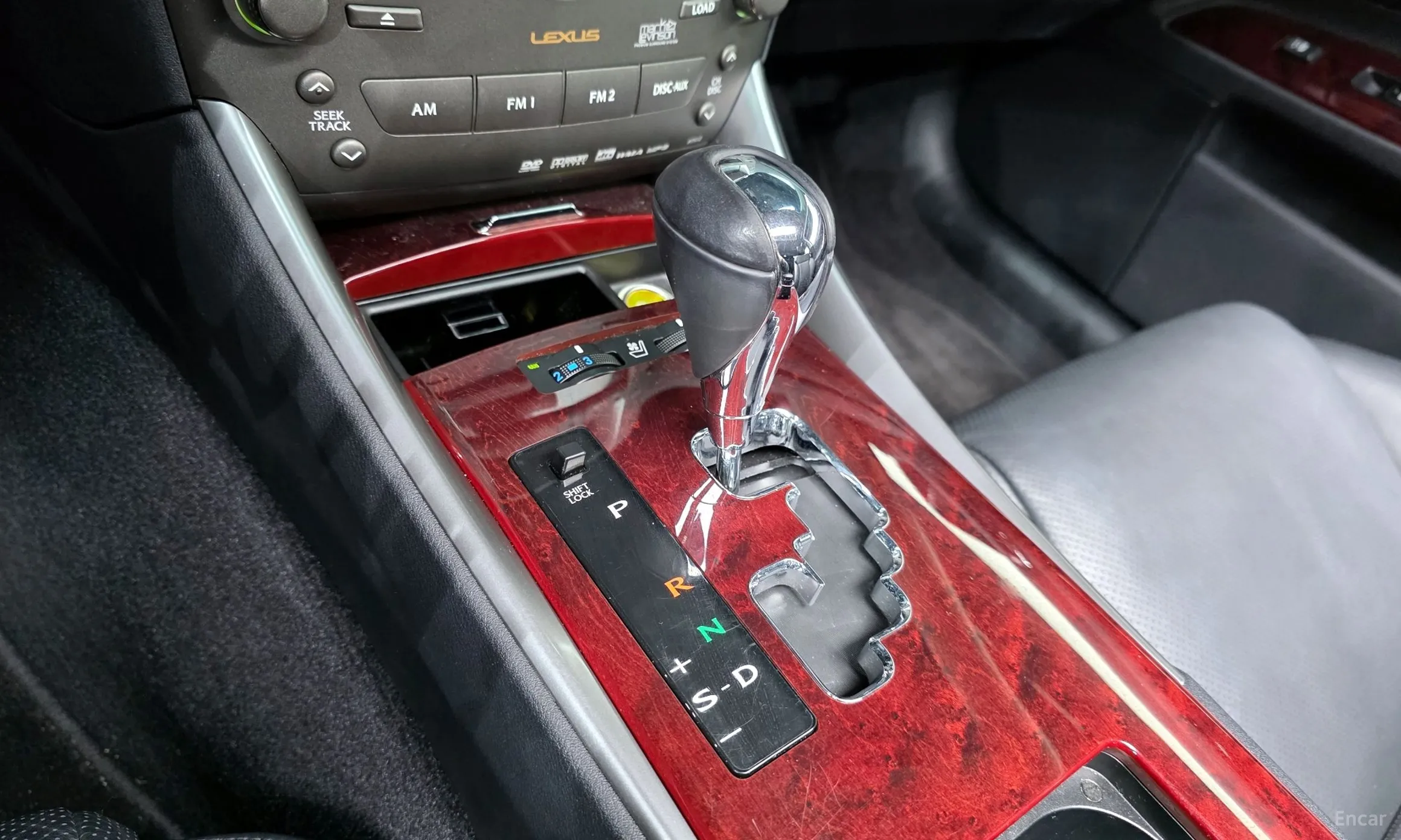Lexus IS250 превью 9