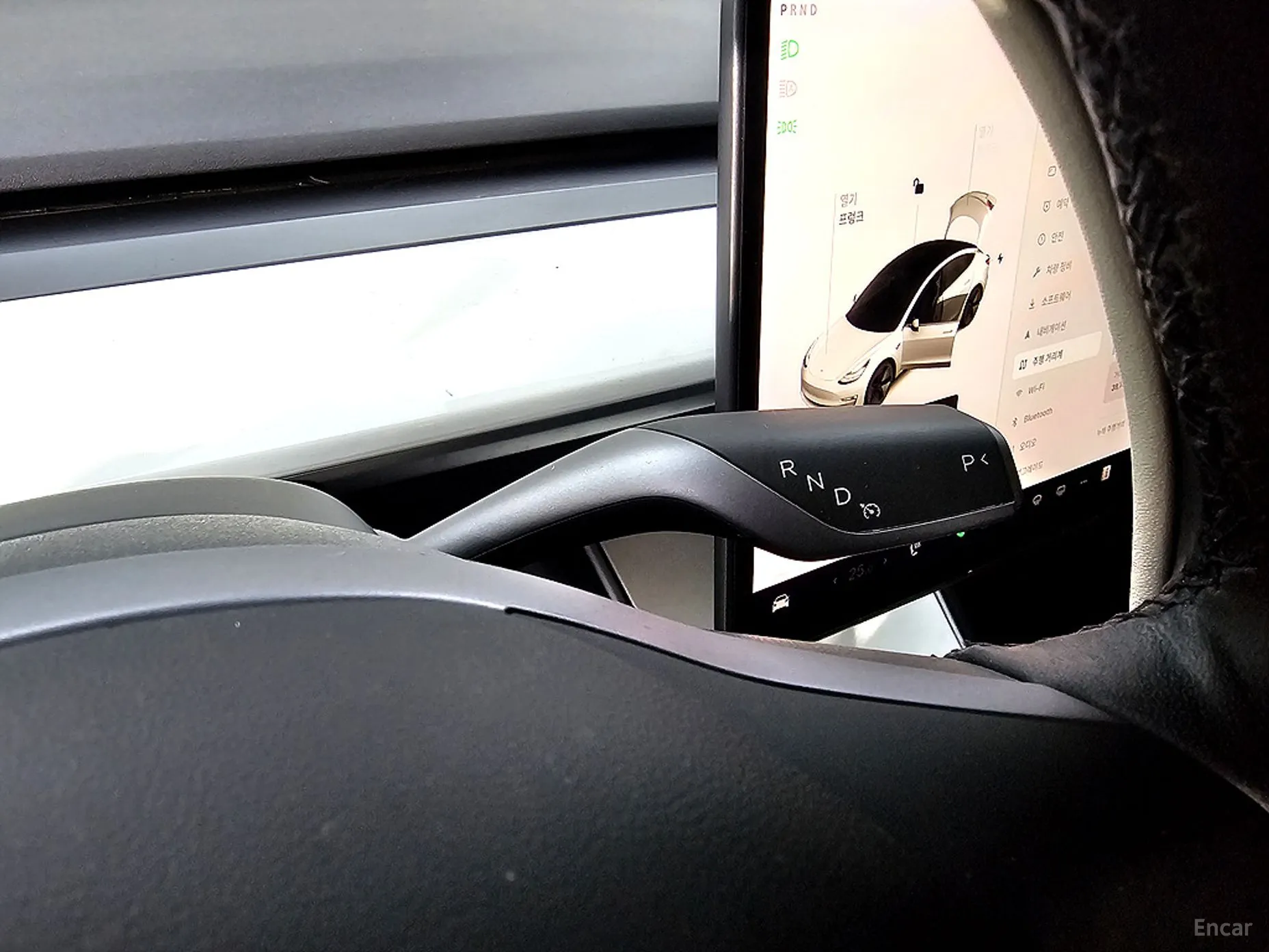Tesla Model 3 превью 17