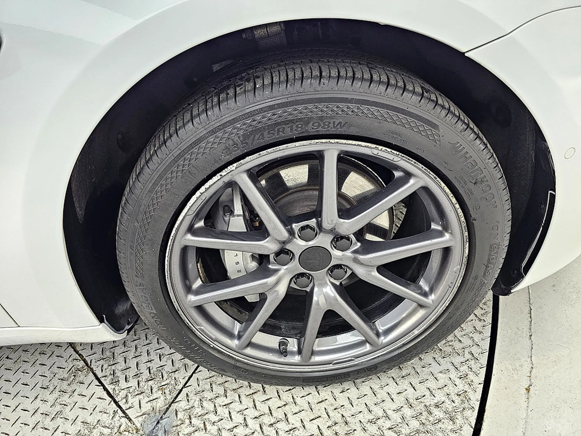 Tesla Model 3 превью 20