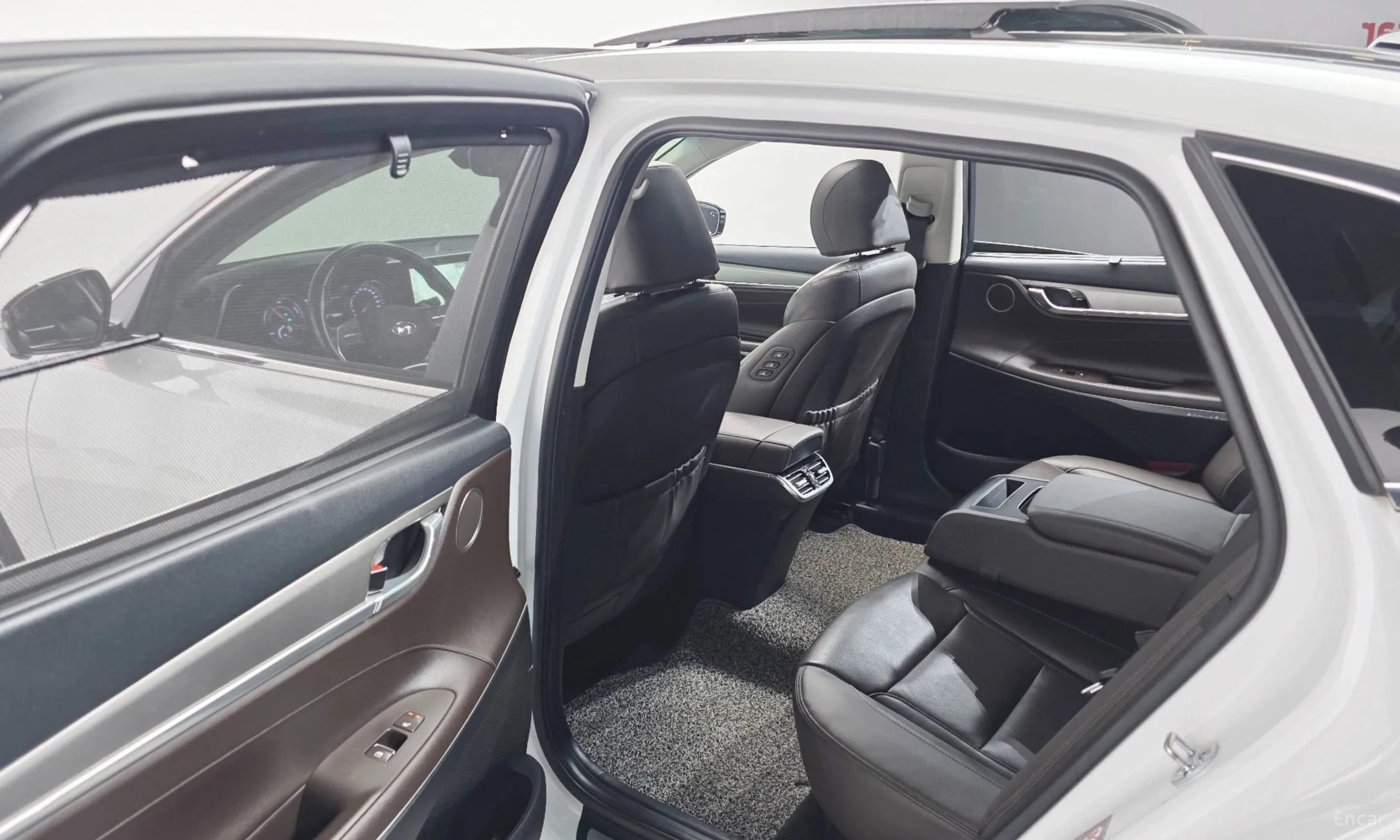 Hyundai Grandeur IG Hybrid превью 17