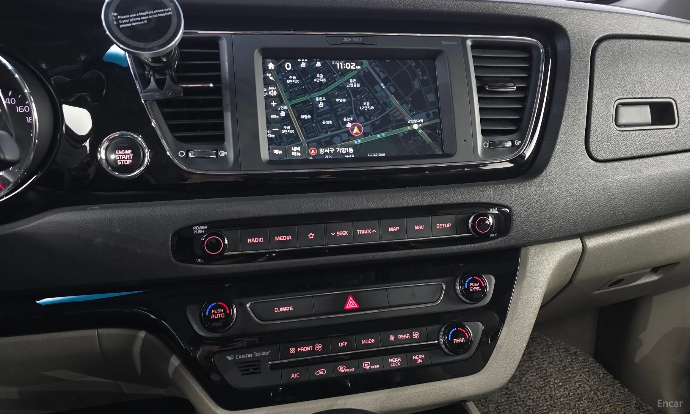 Kia Carnival превью 14