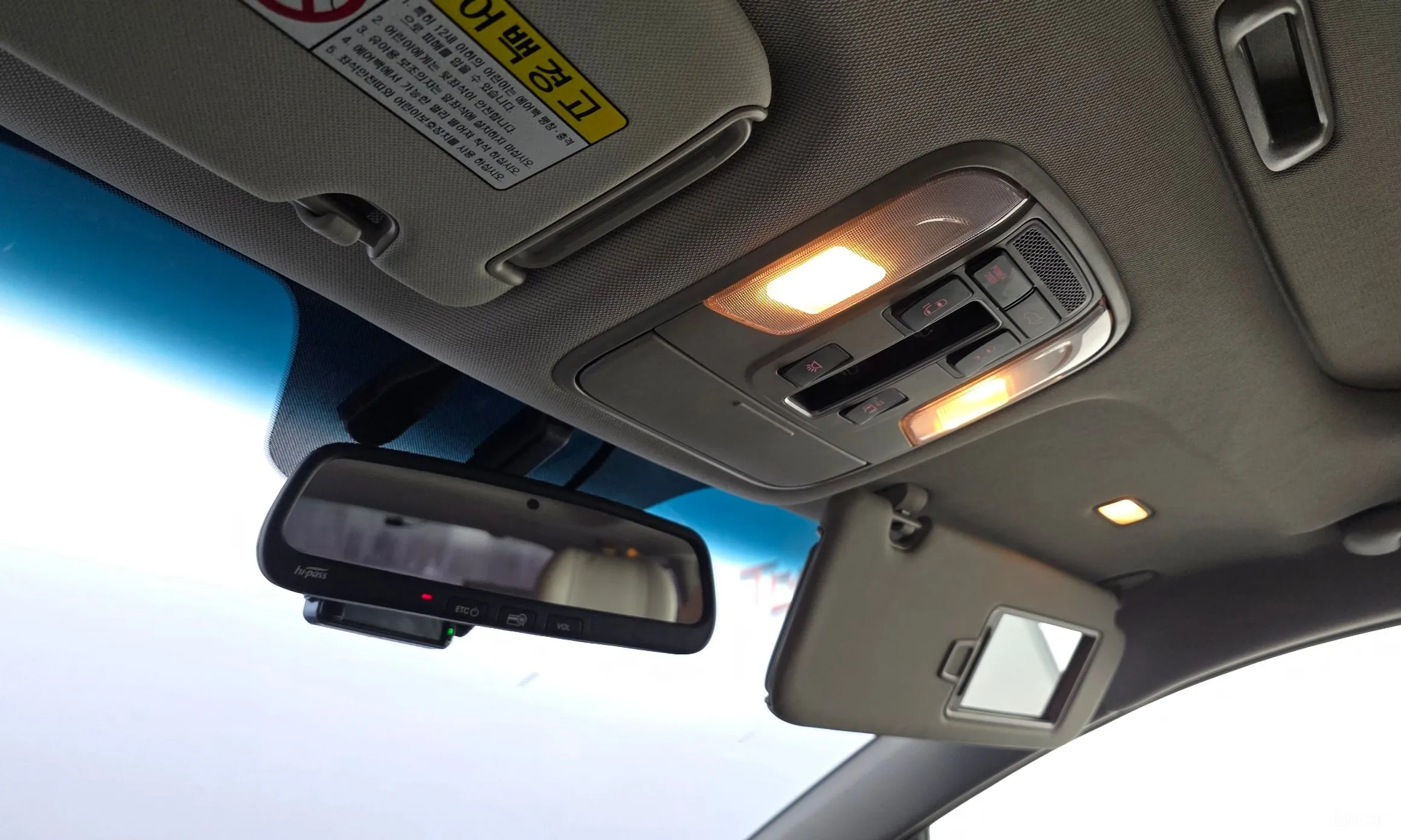 Kia Carnival превью 17