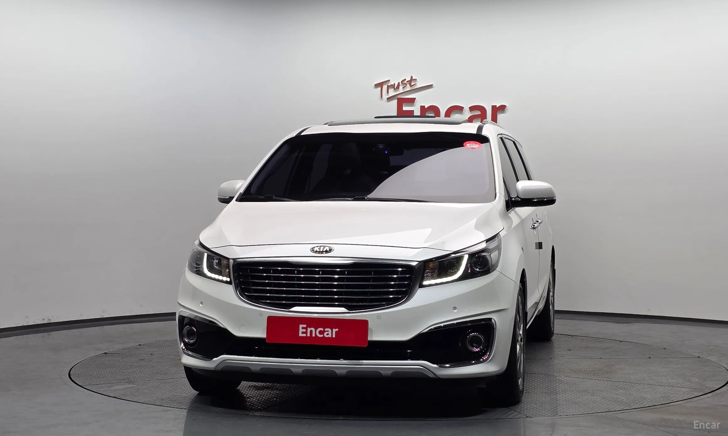 Kia Carnival превью 3