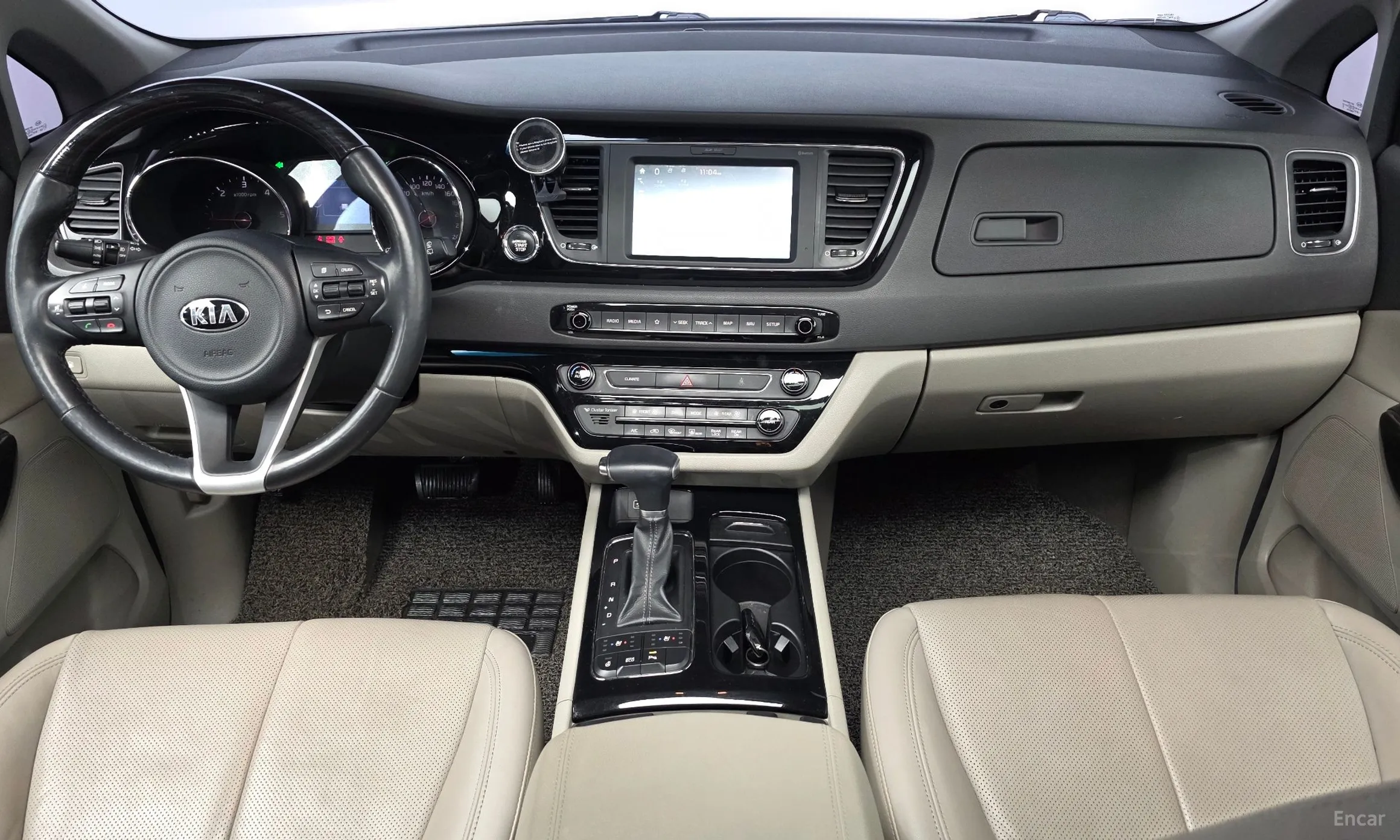 Kia Carnival превью 7