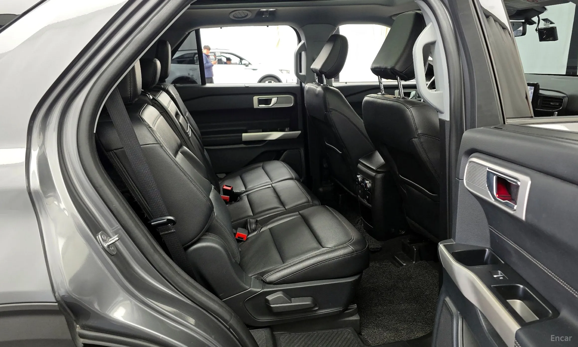 Ford Explorer 6th Generation превью 12