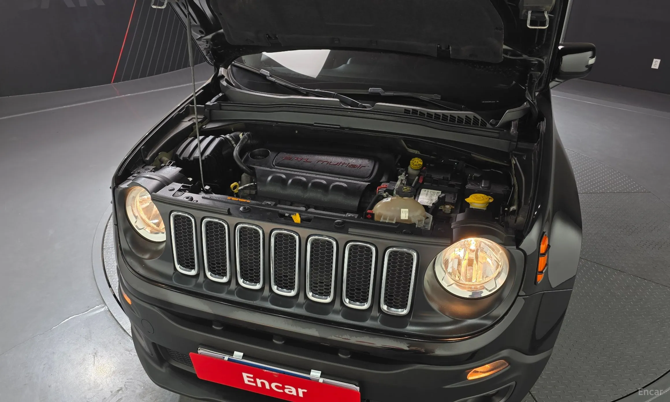 Jeep Renegade превью 6