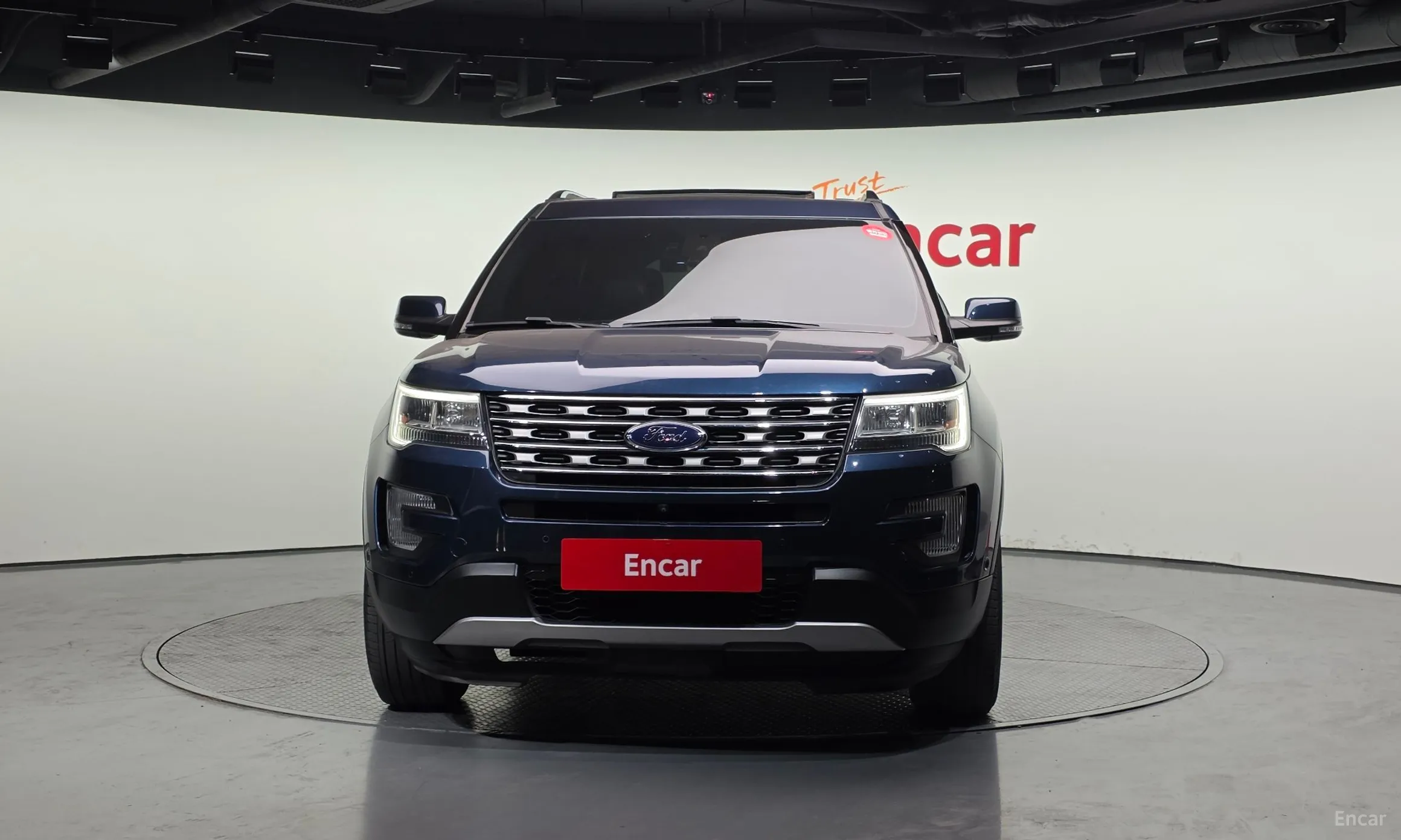 Ford Explorer превью 3