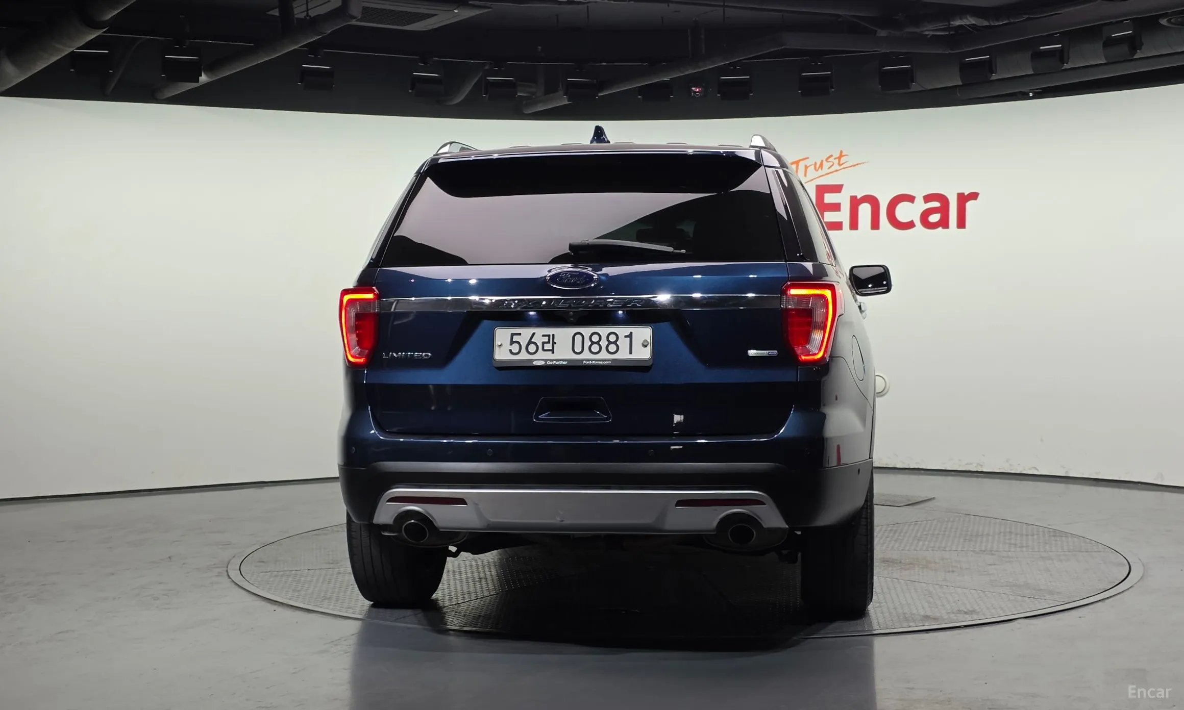 Ford Explorer превью 4