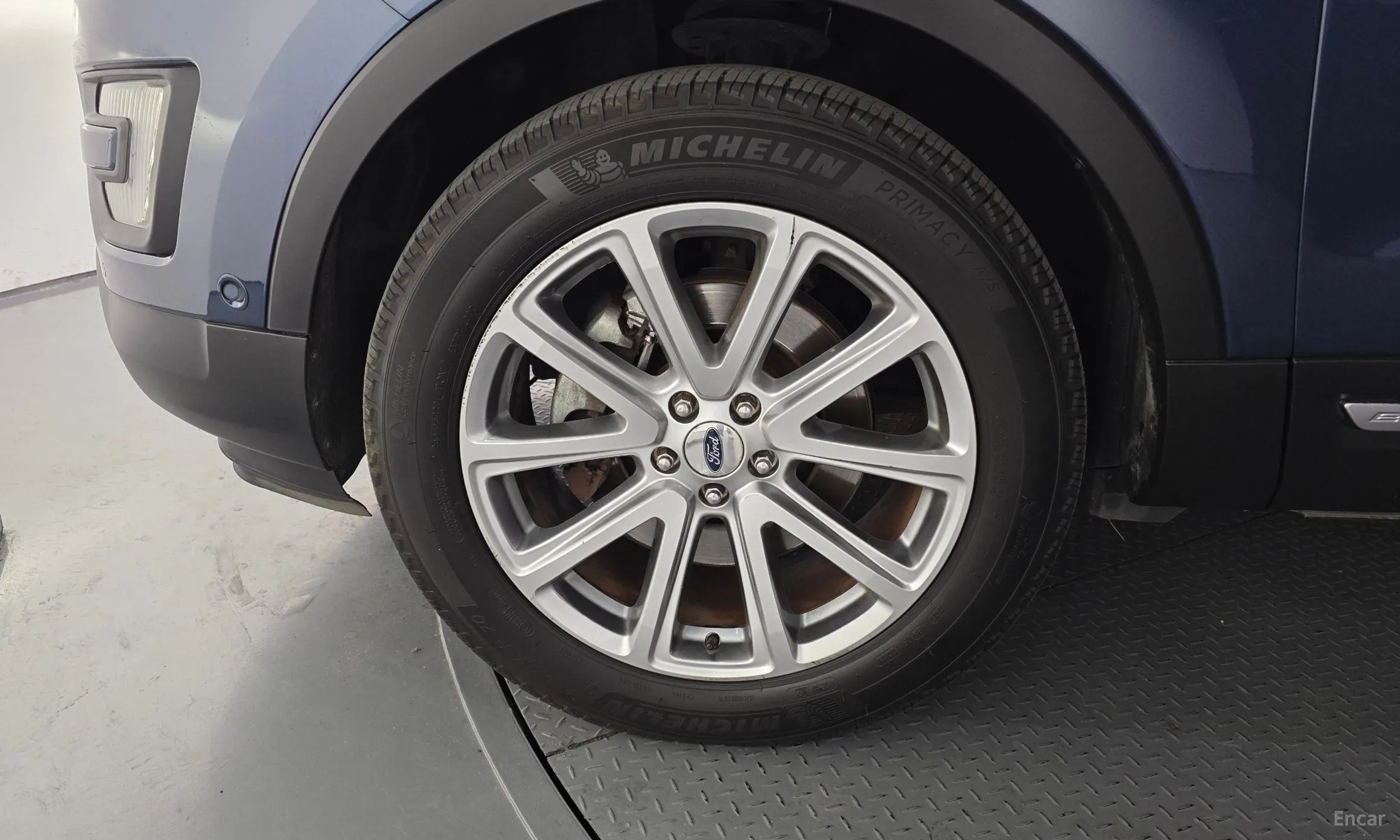 Ford Explorer превью 5
