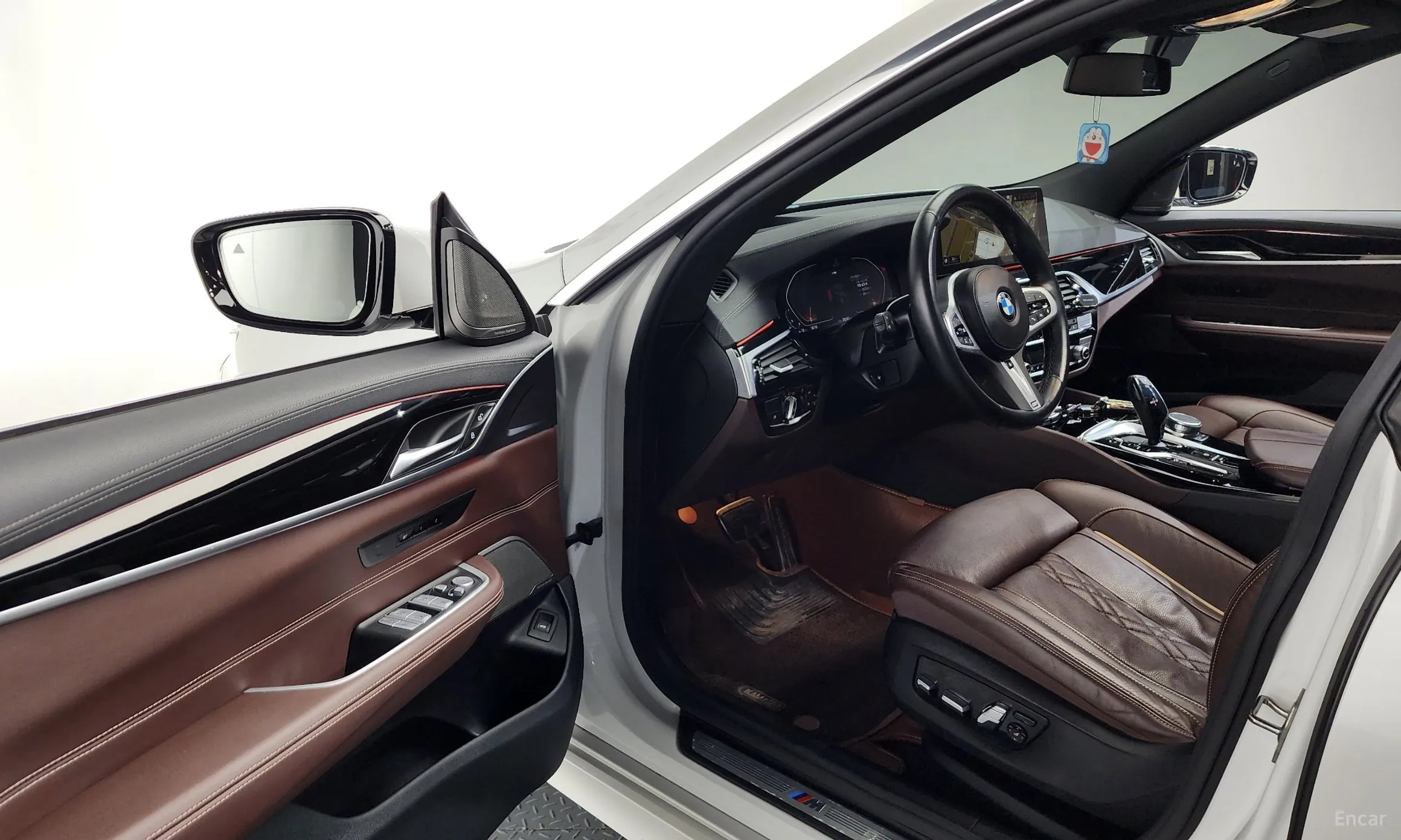 BMW 6-Series GT (G32) превью 10