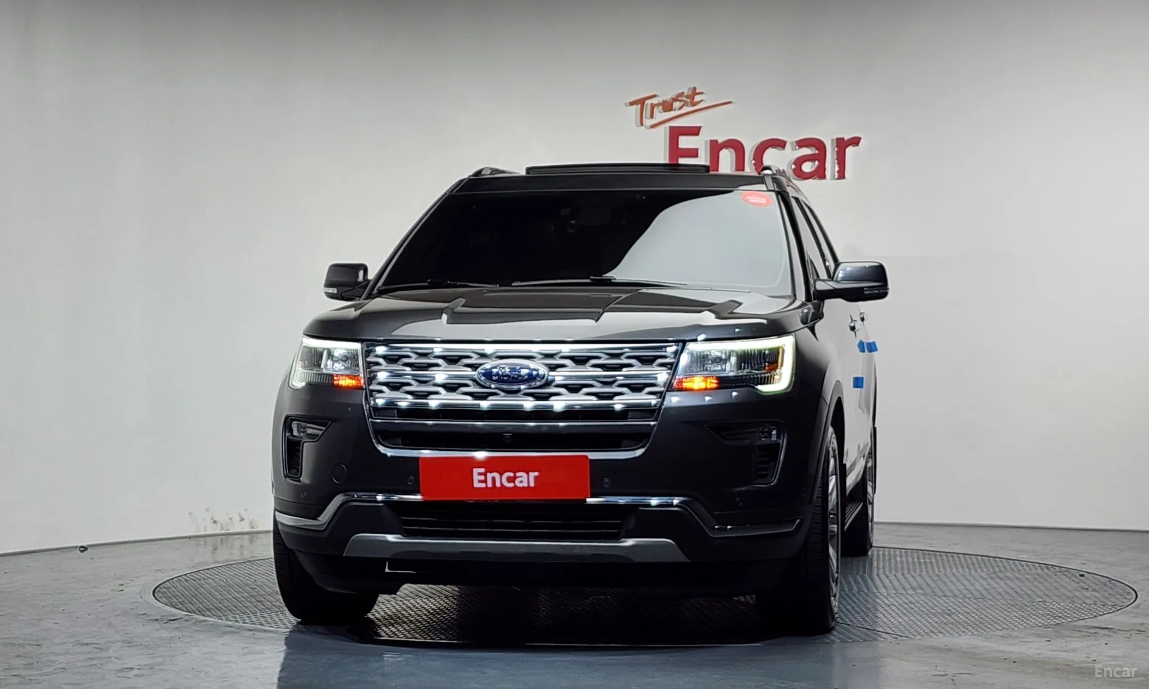 Ford Explorer превью 3