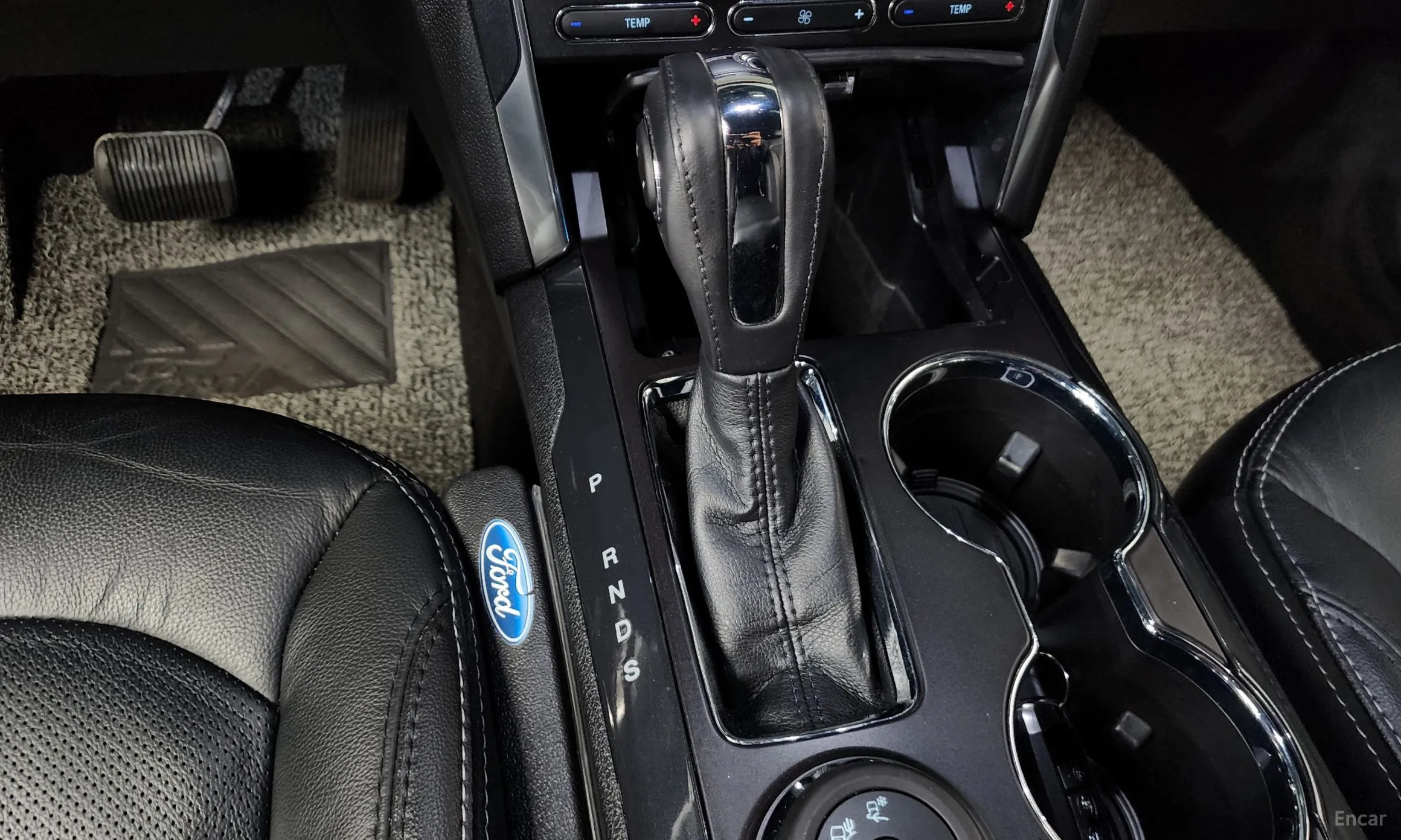 Ford Explorer превью 9