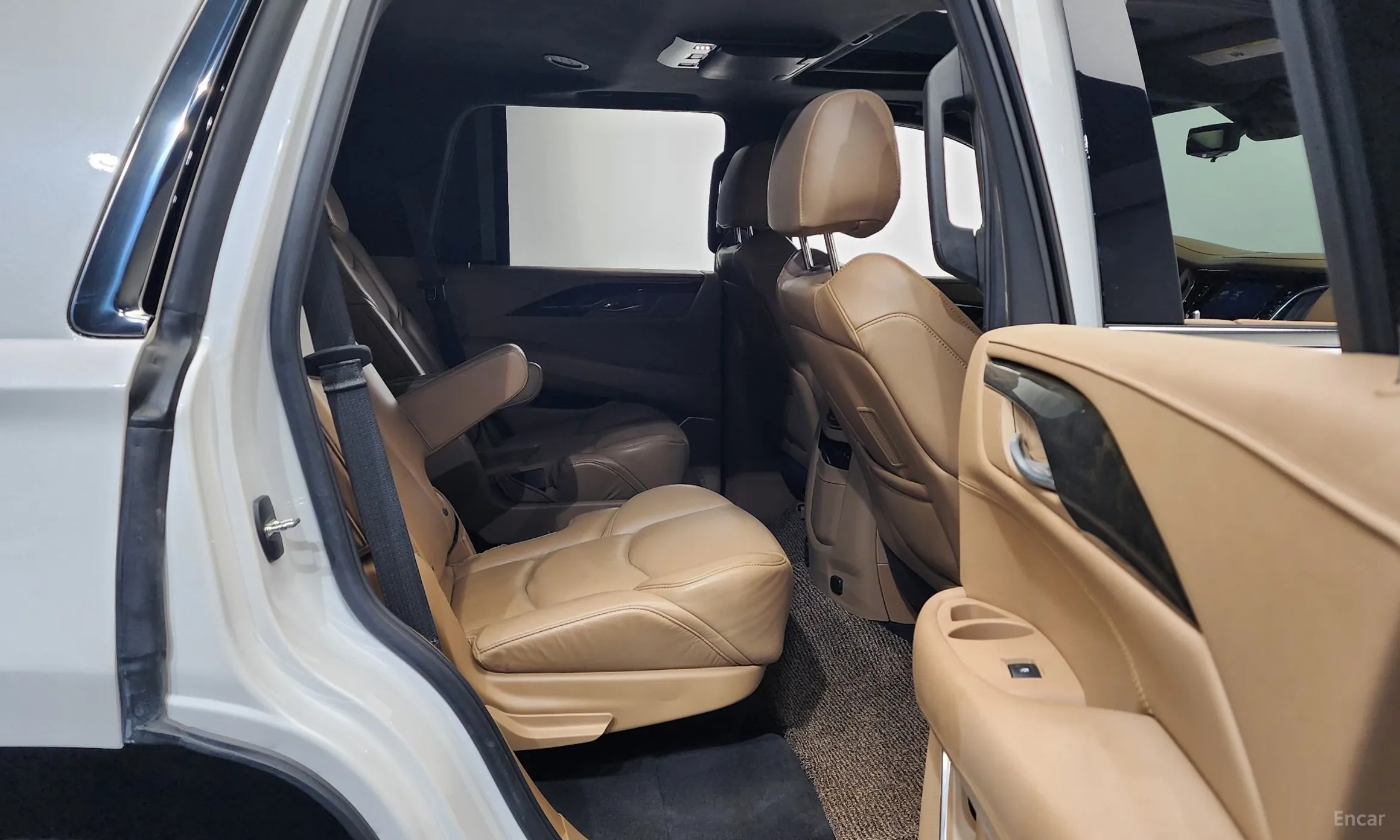 Cadillac Escalade превью 12