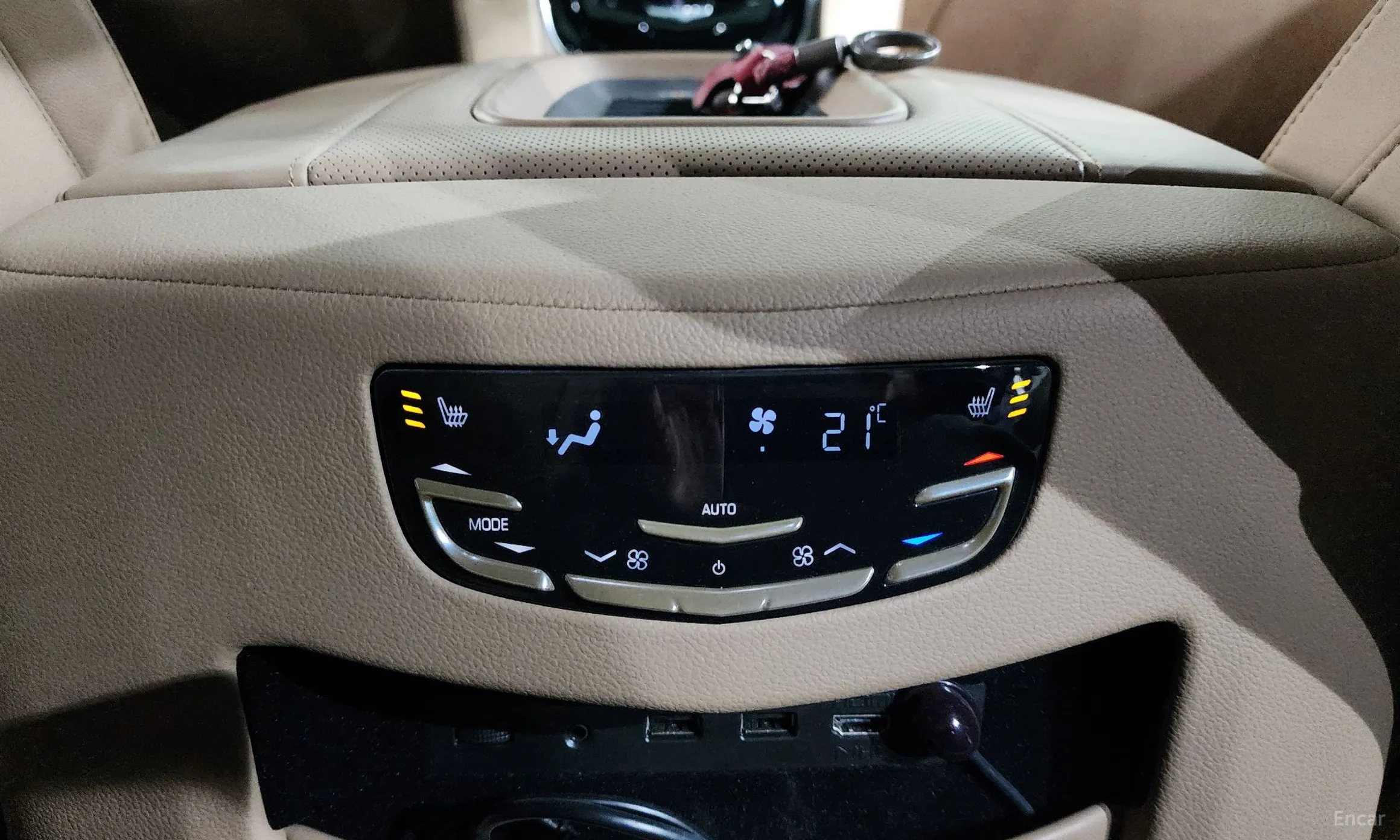 Cadillac Escalade превью 19