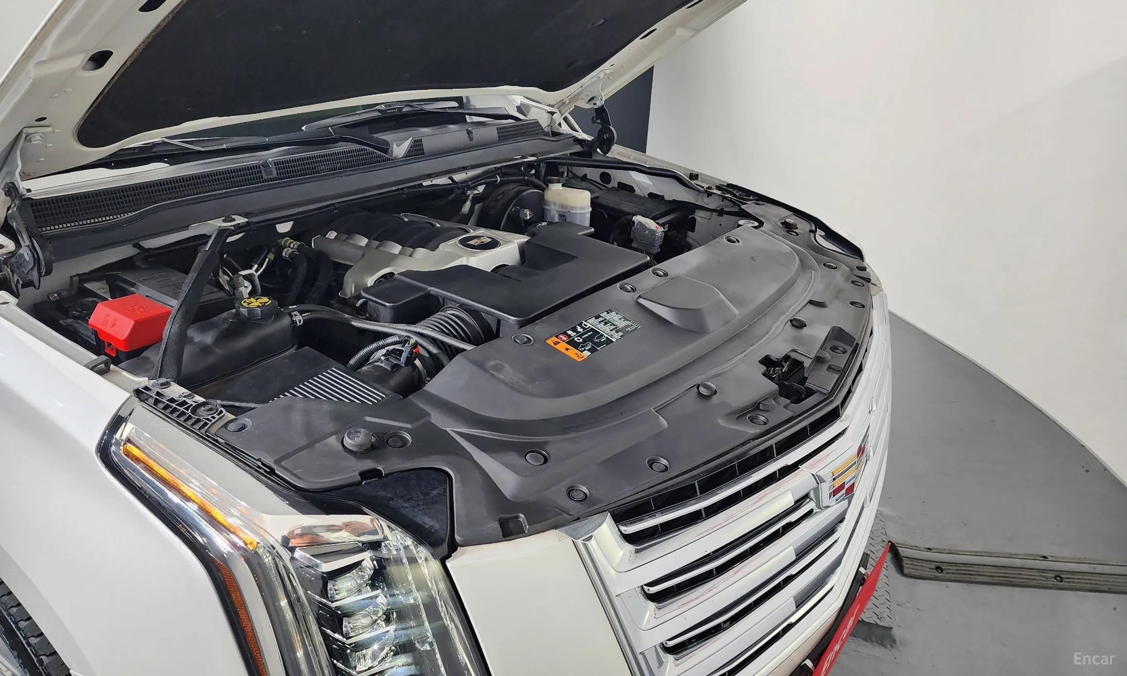 Cadillac Escalade превью 6