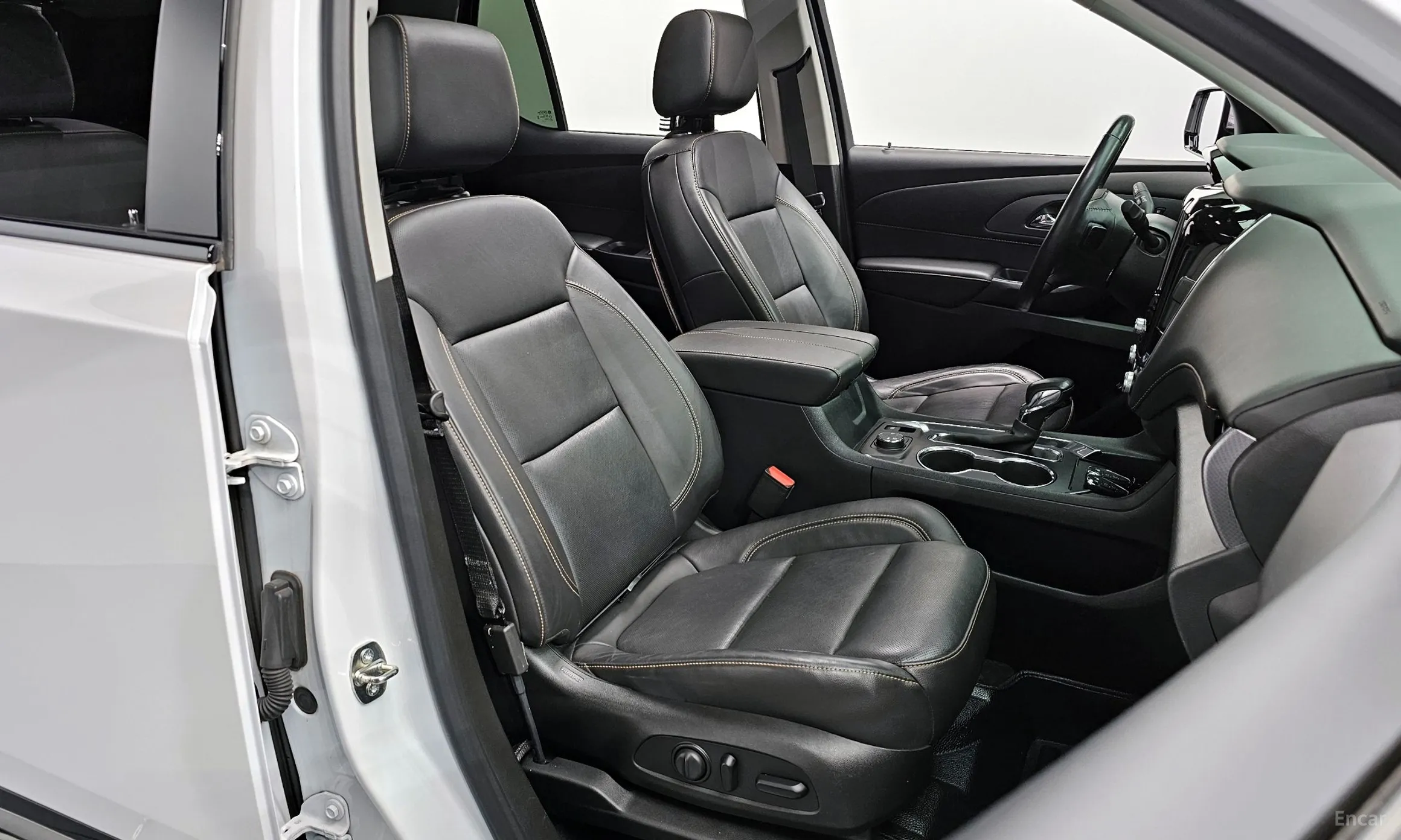 Chevrolet (GM Daewoo) Traverse превью 10