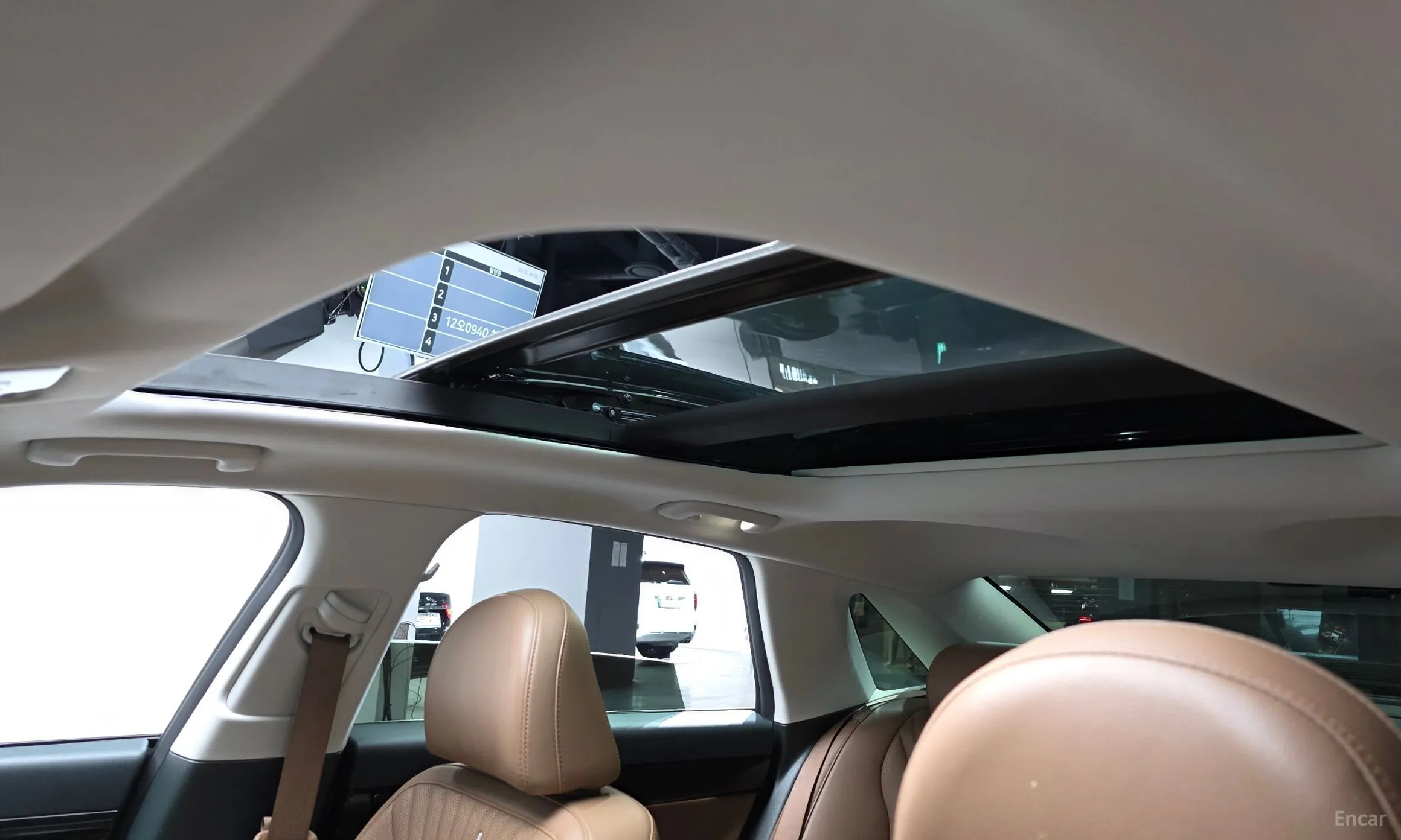 Hyundai Grandeur Hybrid (GN7) превью 19