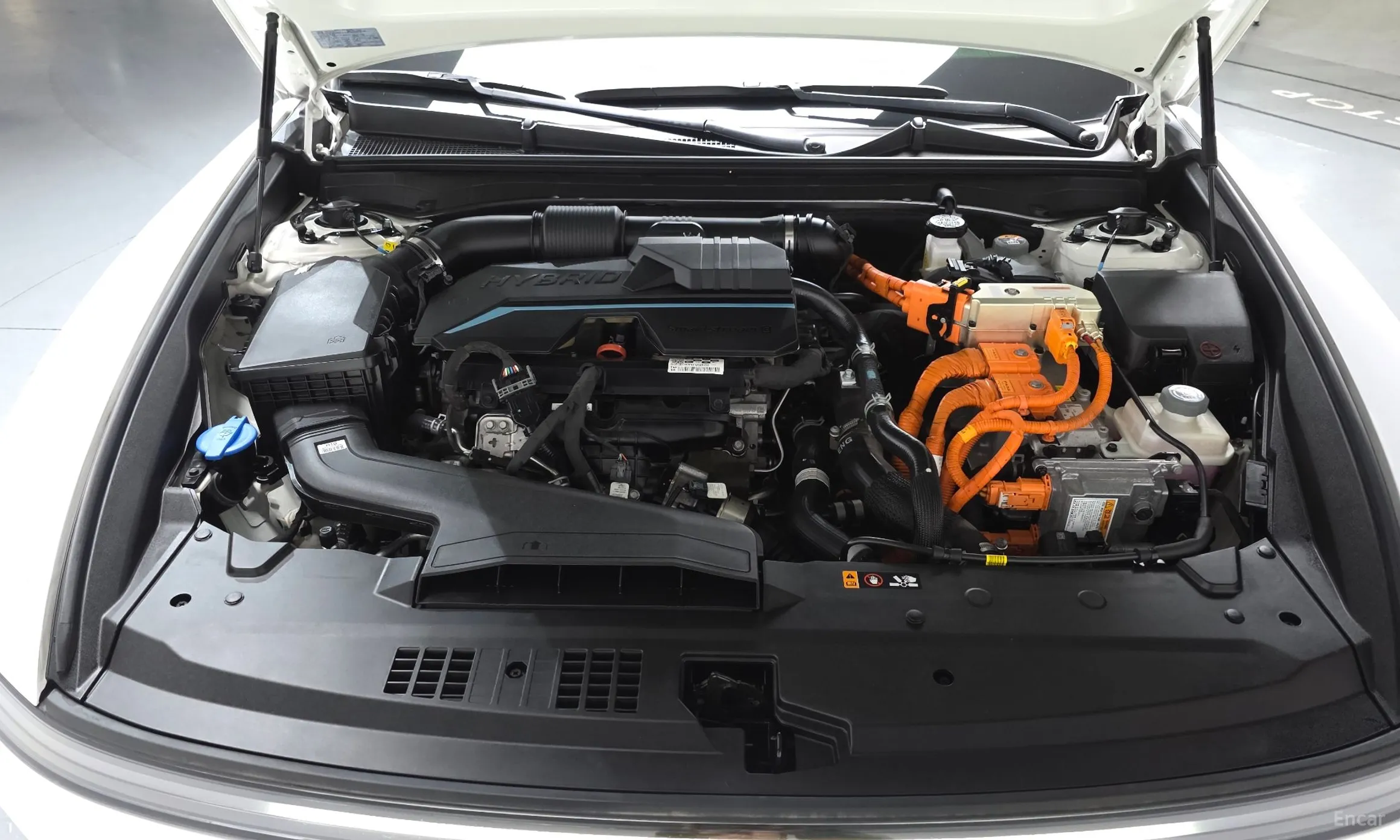 Hyundai Grandeur Hybrid (GN7) превью 6