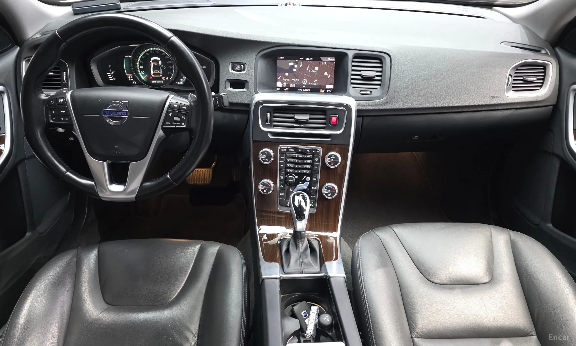 Volvo S60 превью 7