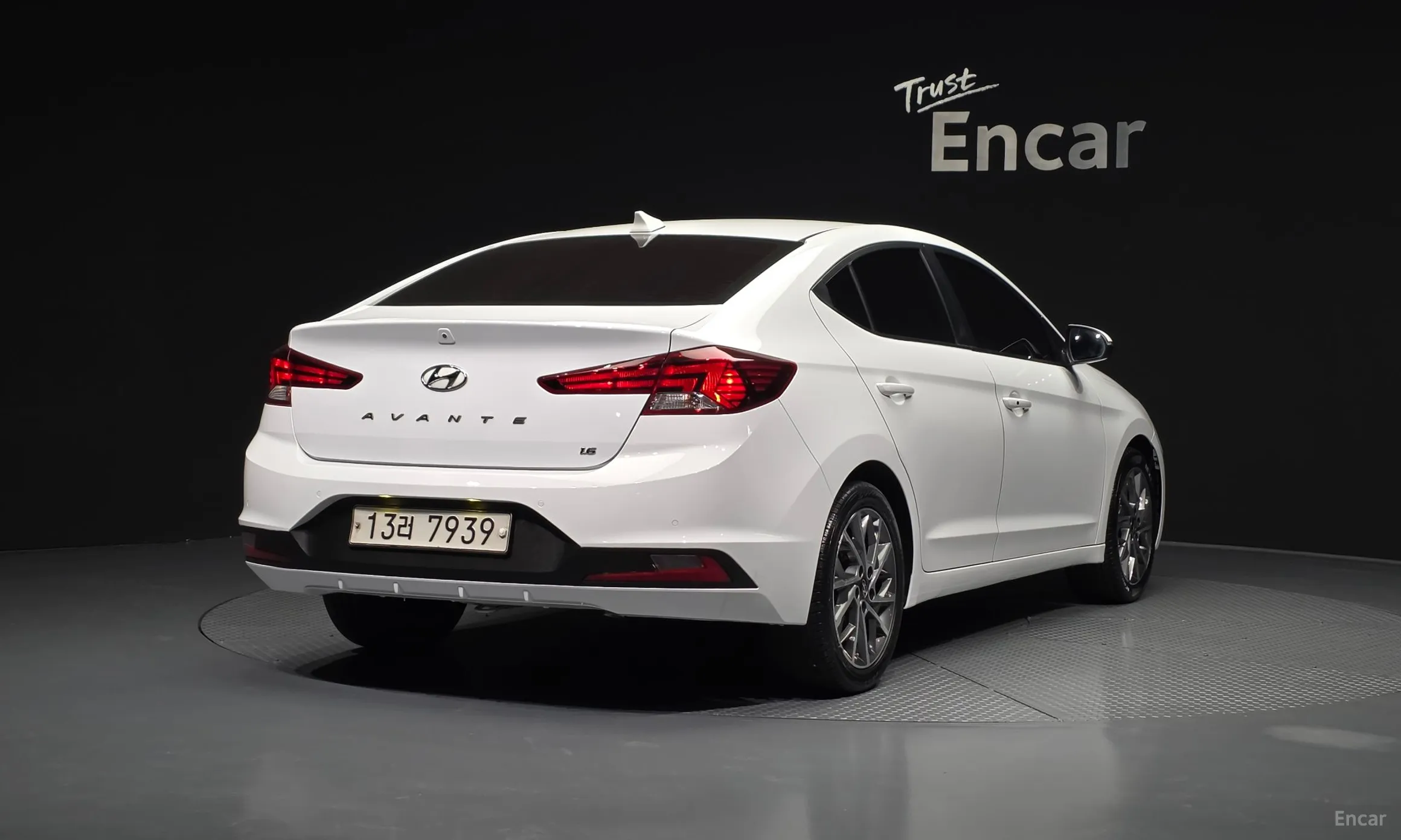 Hyundai Avante AD