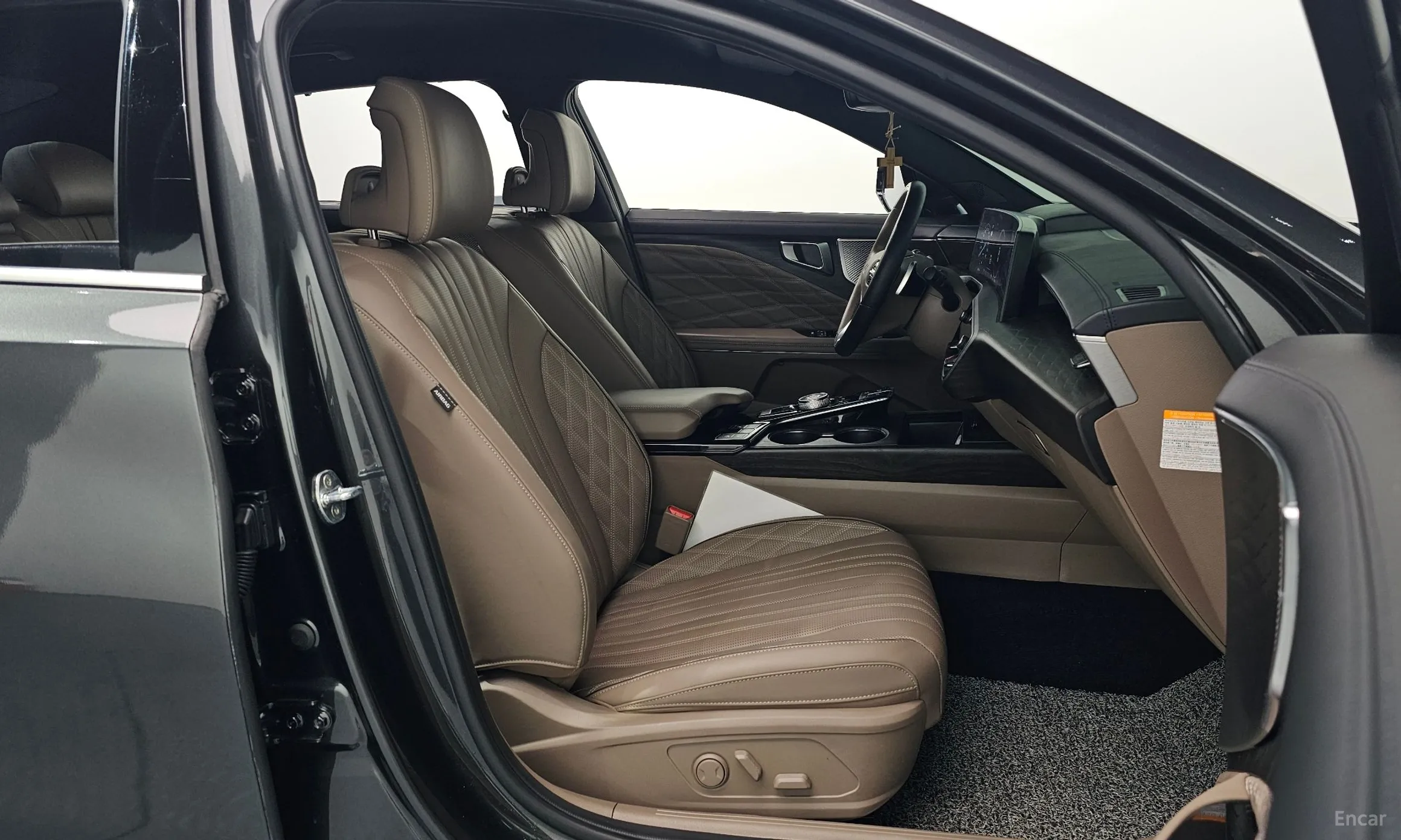 Kia K8 Hybrid превью 10