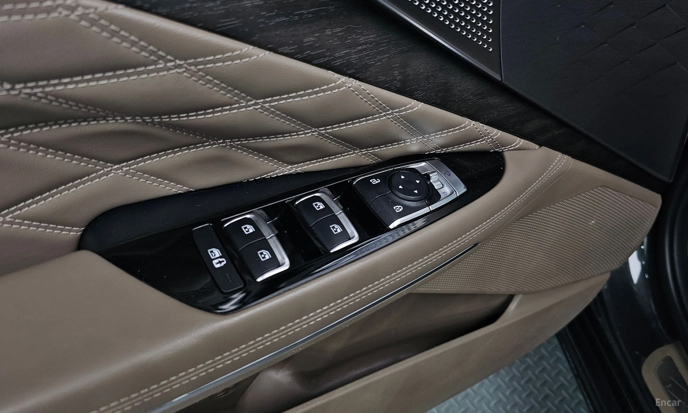 Kia K8 Hybrid превью 17