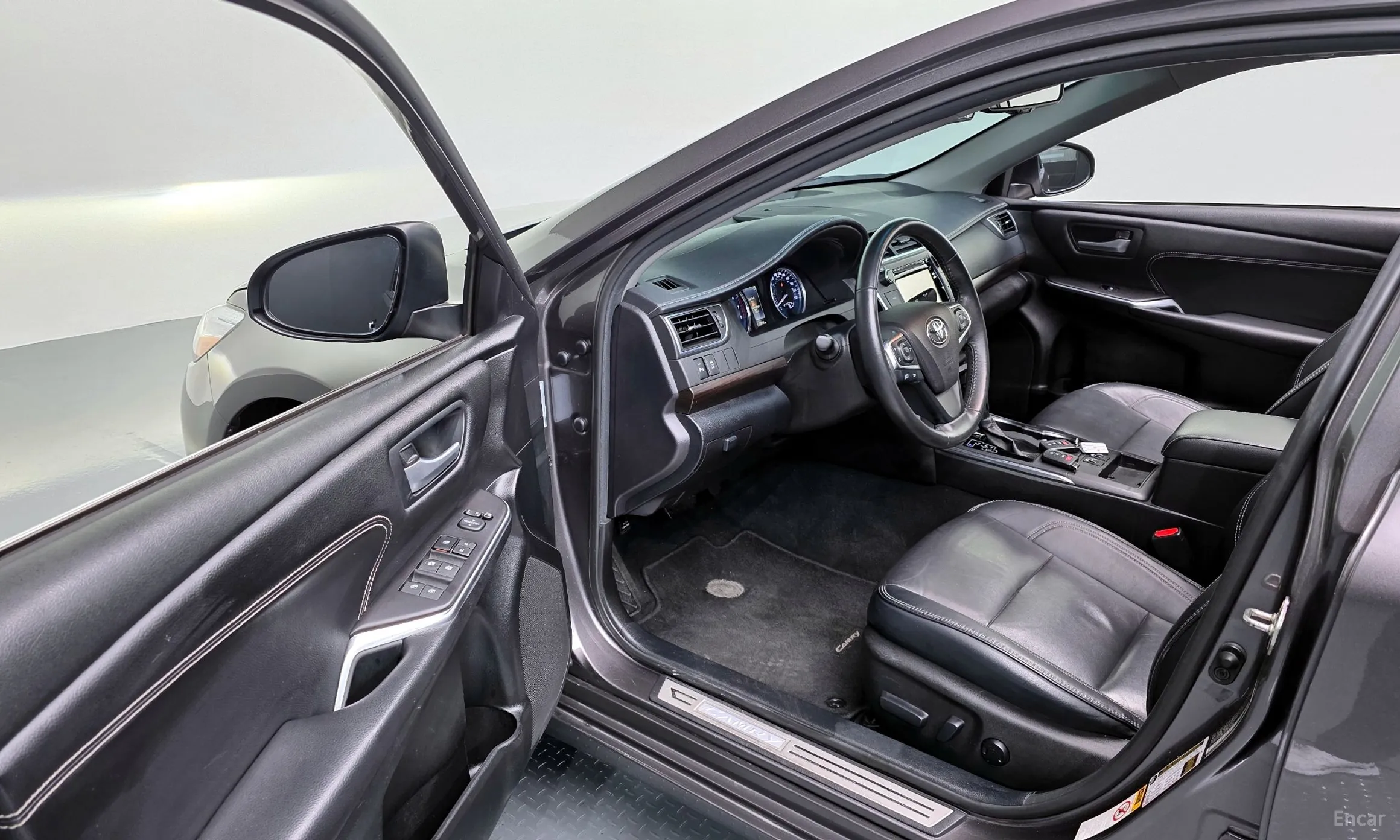 Toyota New Camry превью 11