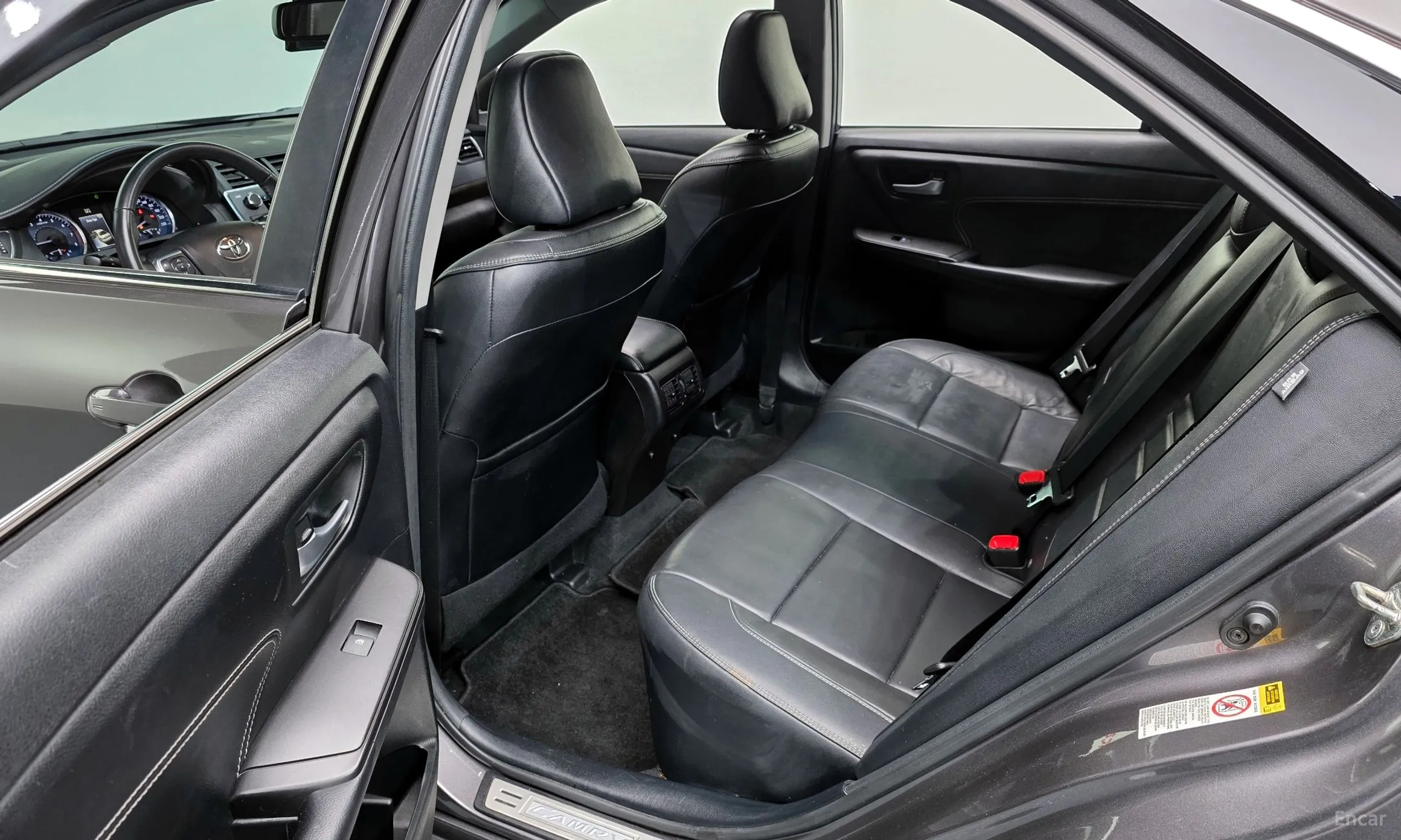 Toyota New Camry превью 12