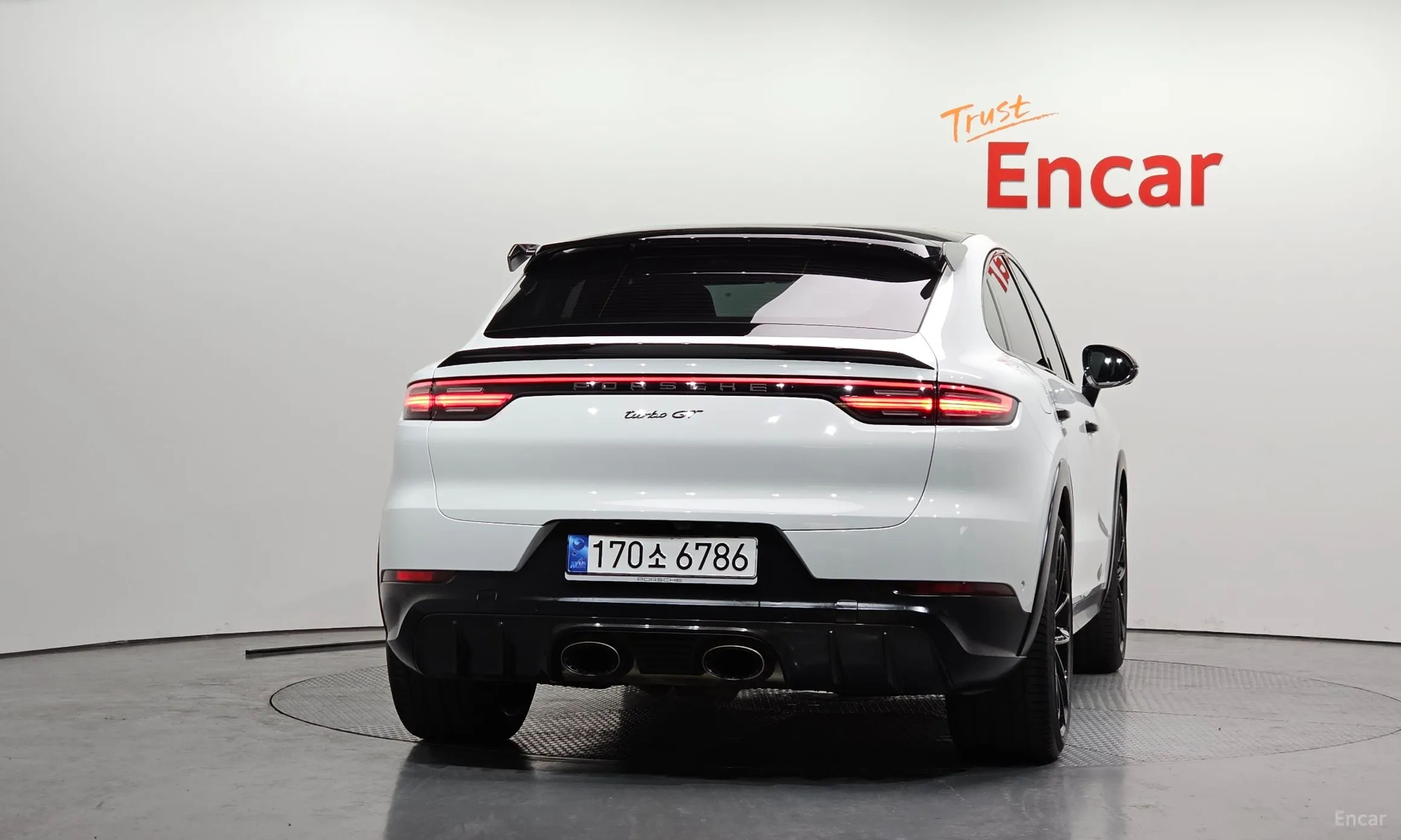 Porsche Cayenne (PO536) превью 4