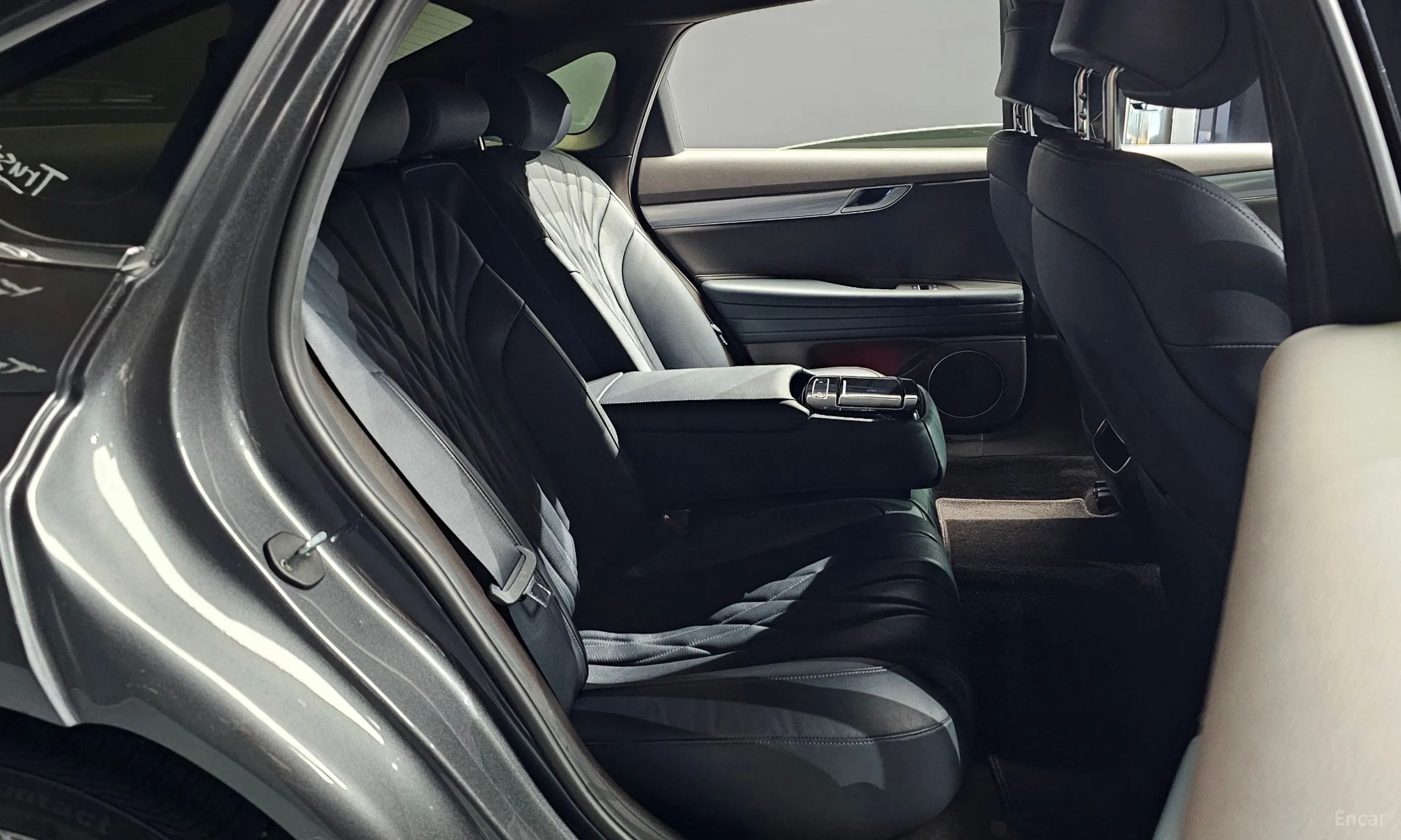 Genesis G80 (RG3) превью 12