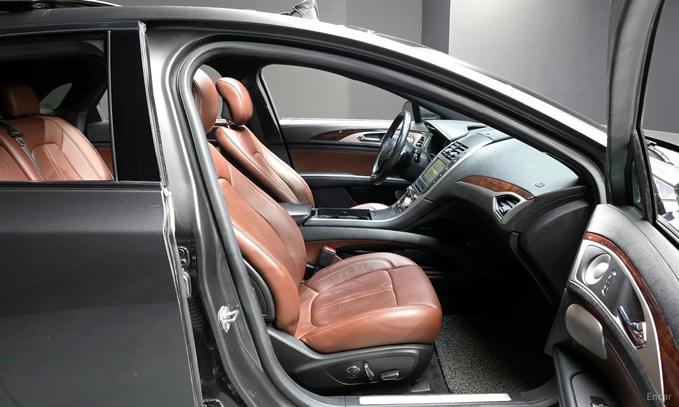 Lincoln New MKZ превью 10