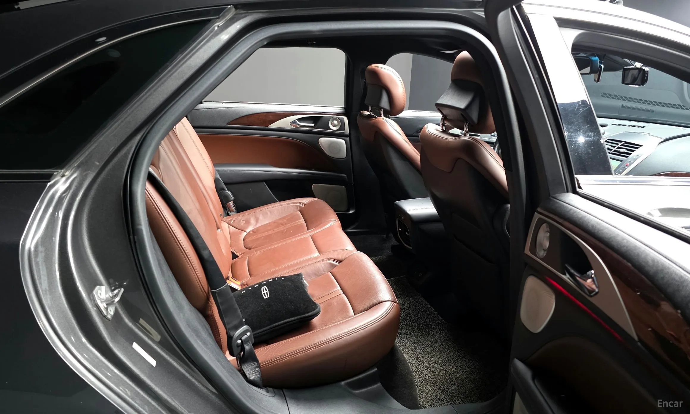 Lincoln New MKZ превью 12