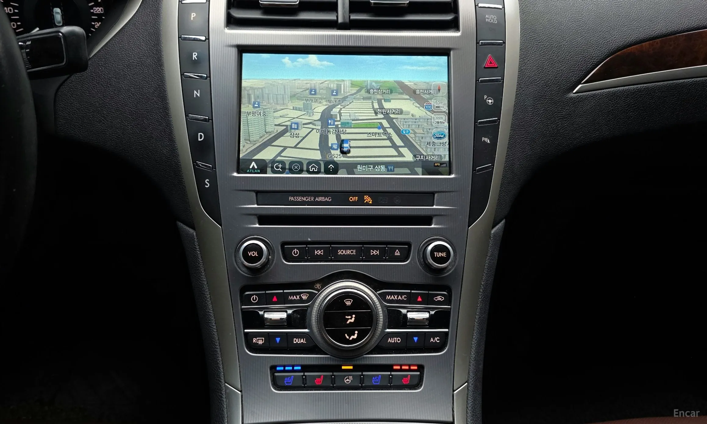 Lincoln New MKZ превью 15