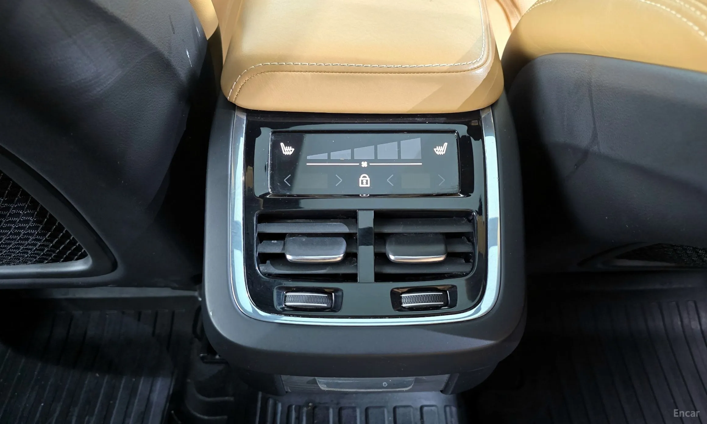 Volvo XC60 Gen 2 превью 19