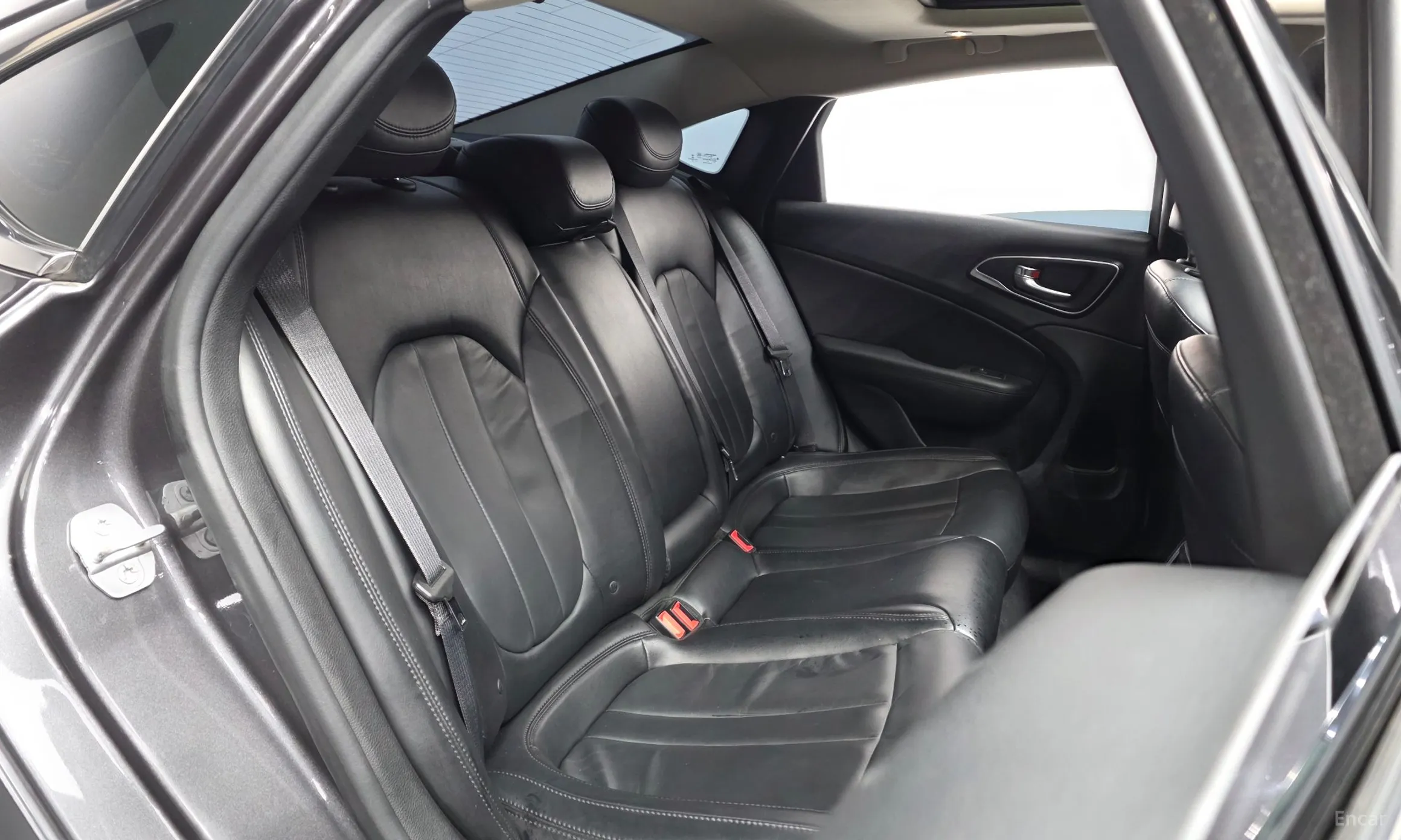 Chrysler 200 Second generation превью 12