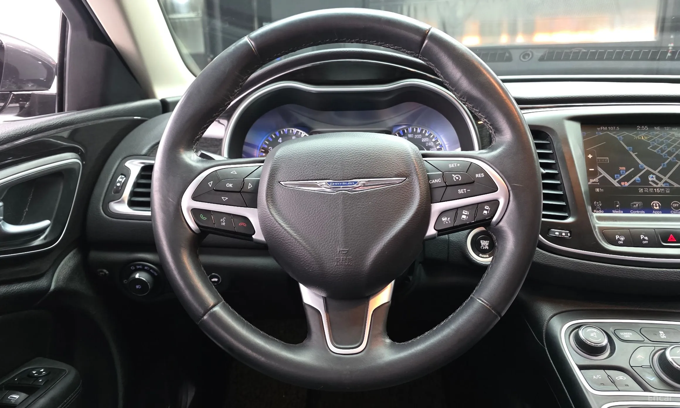 Chrysler 200 Second generation превью 13