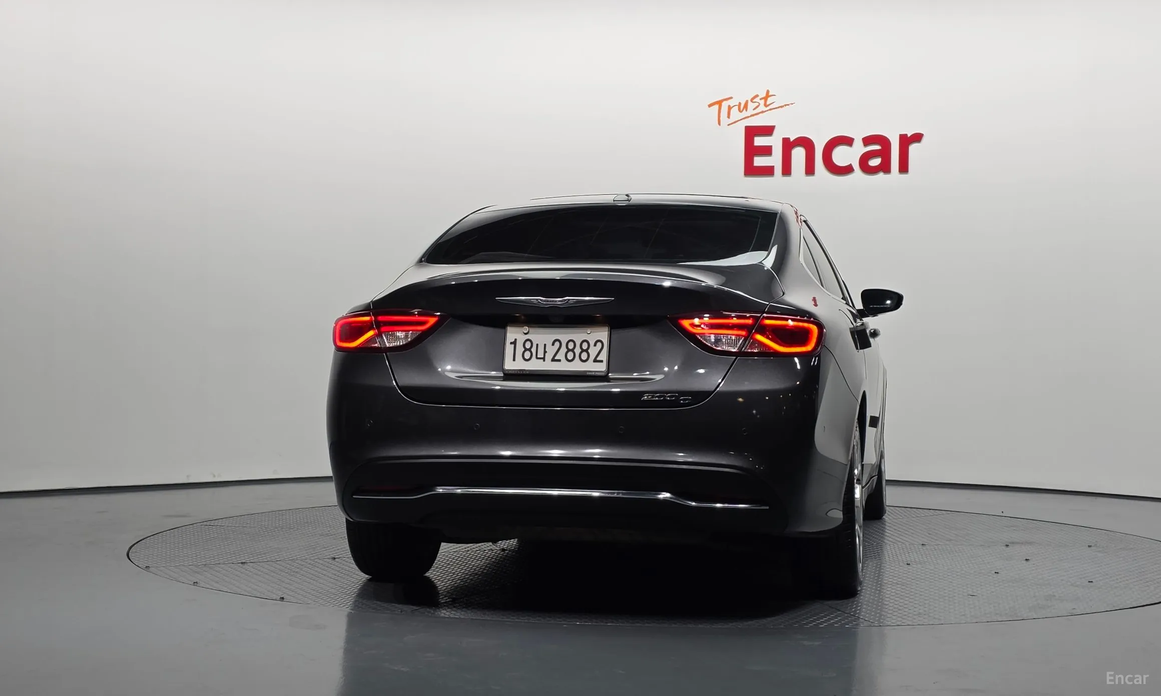 Chrysler 200 Second generation превью 4