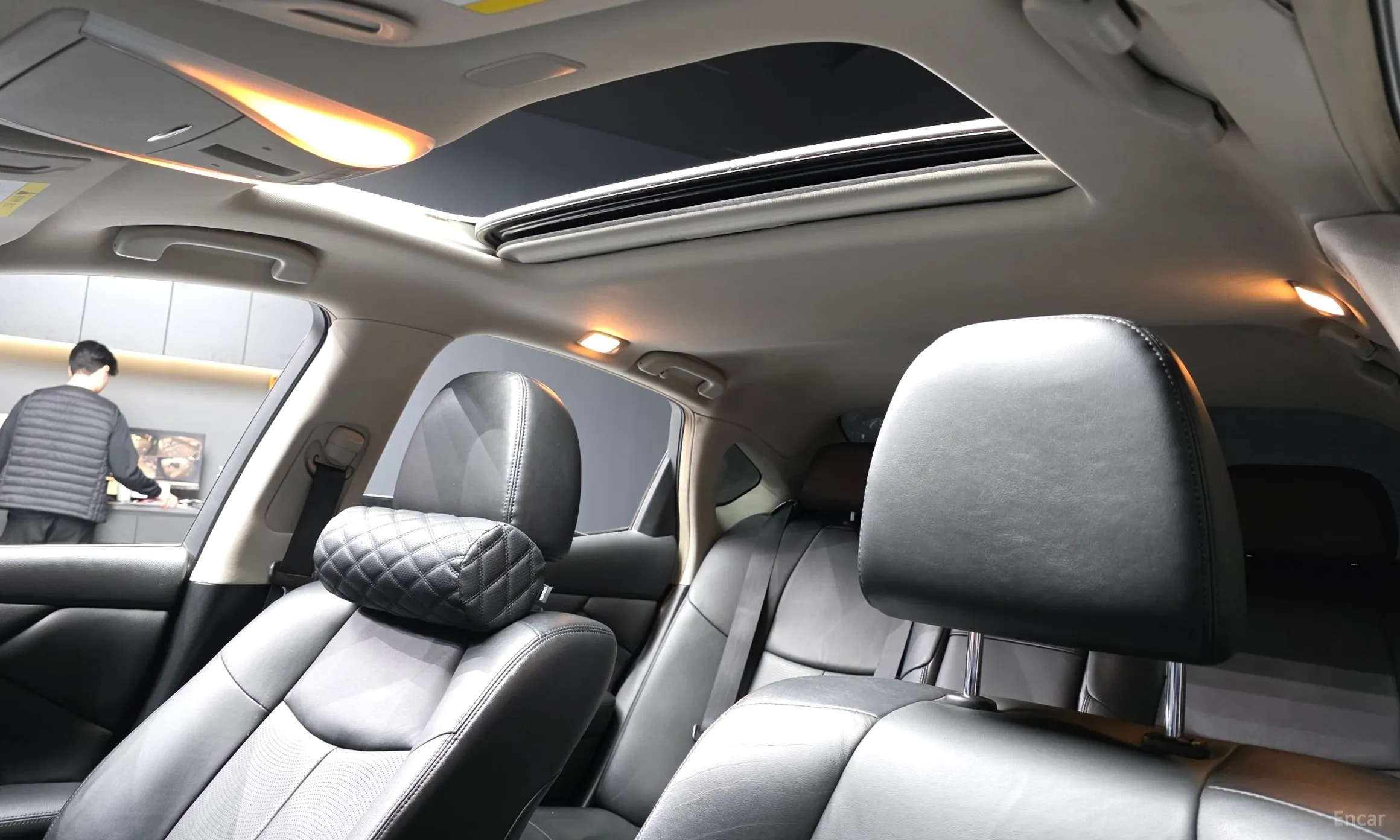 Infiniti Q70 превью 19